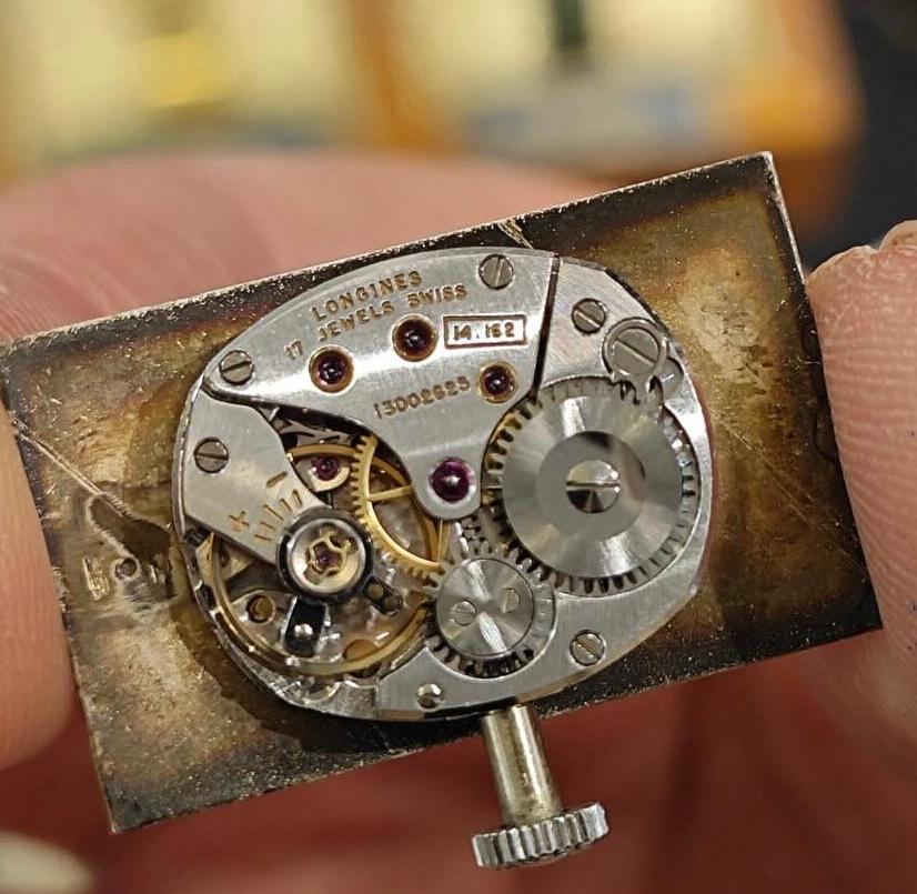 Longines ref 7348-5 cal. 428 Rectangular S/Steel Case Crosshair Dial c1968 Watch For Sale 2