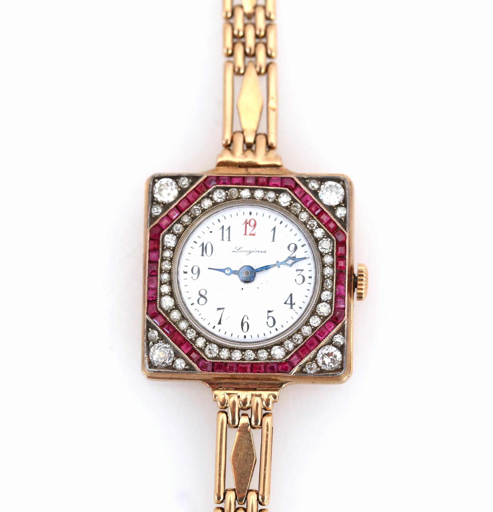 Art déco Longines Montre de collection unique en or 56 diamants et rubis pour femme importante, 1910 en vente