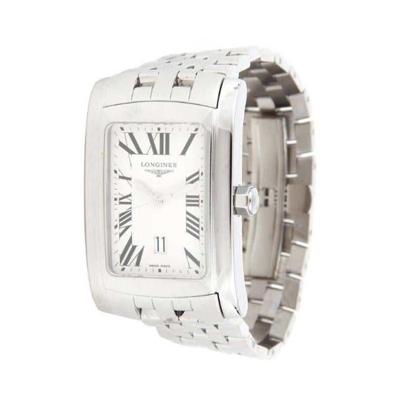The basic information 

Number: L5.686.4.71.6 
Brand: longines 
The movement type: quartz 
Table size: 34 * 50 mm 
Case thickness: 10 mm 
Case material: stainless steel 
Dial color: silver 
Face shape: square 
Table mirror material: sapphire crystal