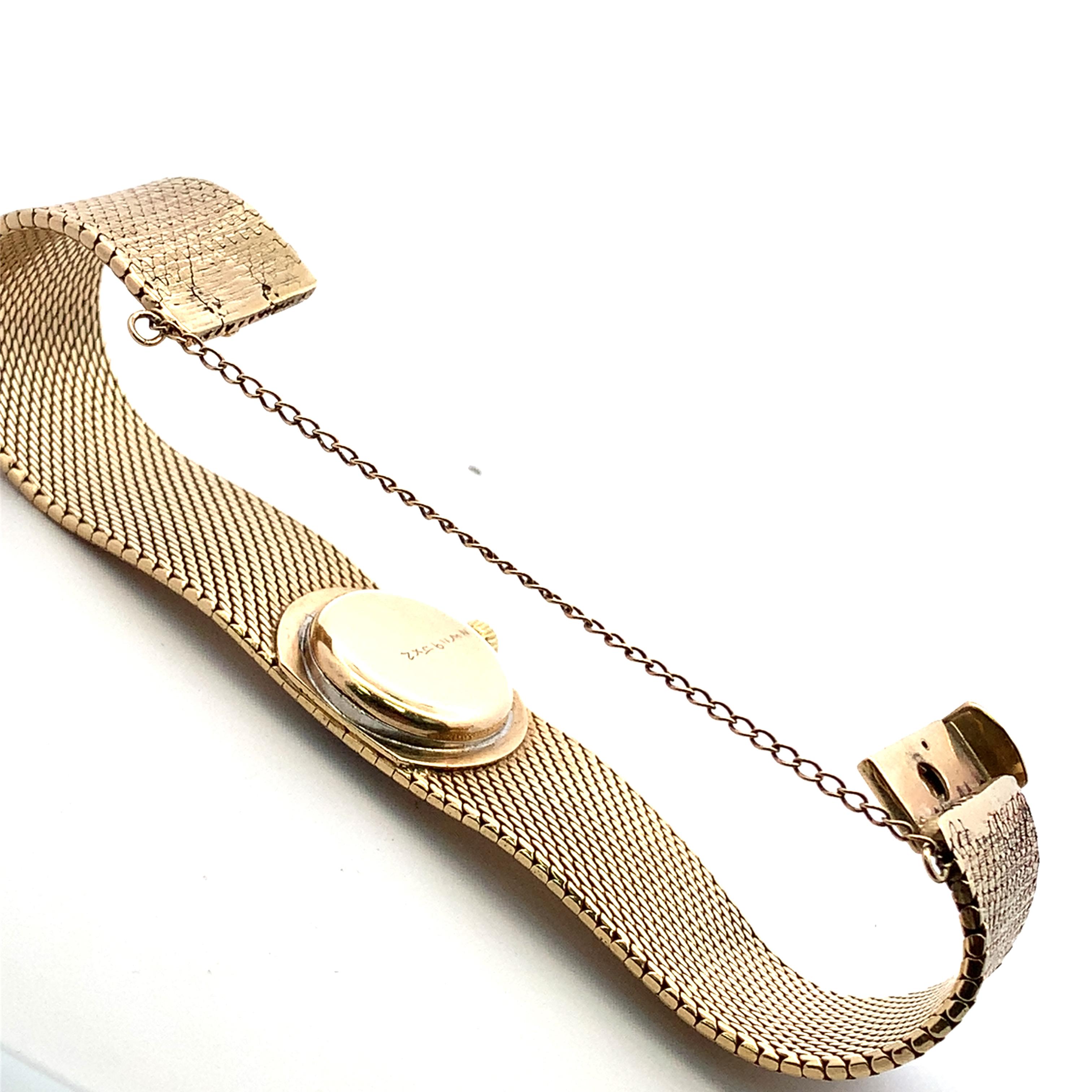 Montre de dame Longines vintage en or jaune 9ct en vente 3