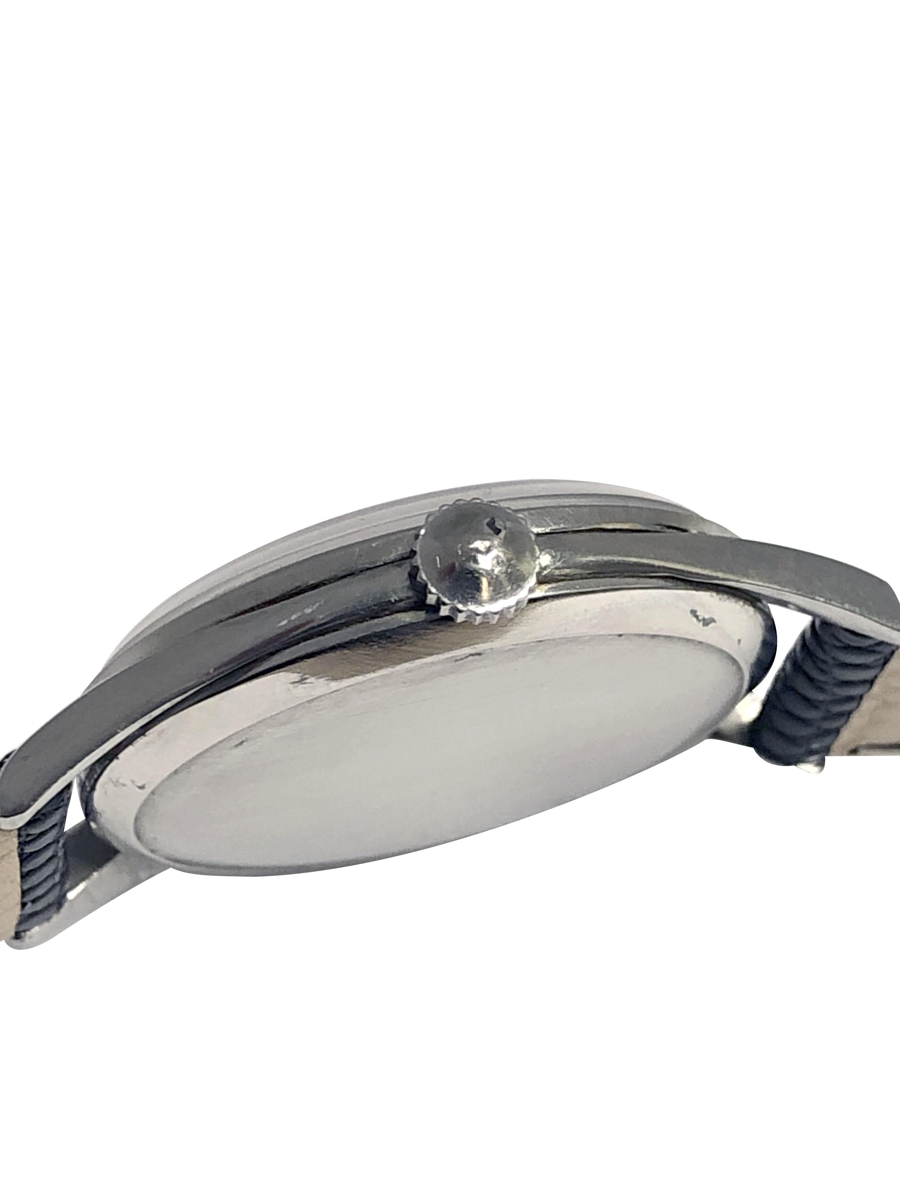 Longines Vintage Große mechanische Vintage-Armbanduhr aus Edelstahl im Zustand „Hervorragend“ im Angebot in Chicago, IL