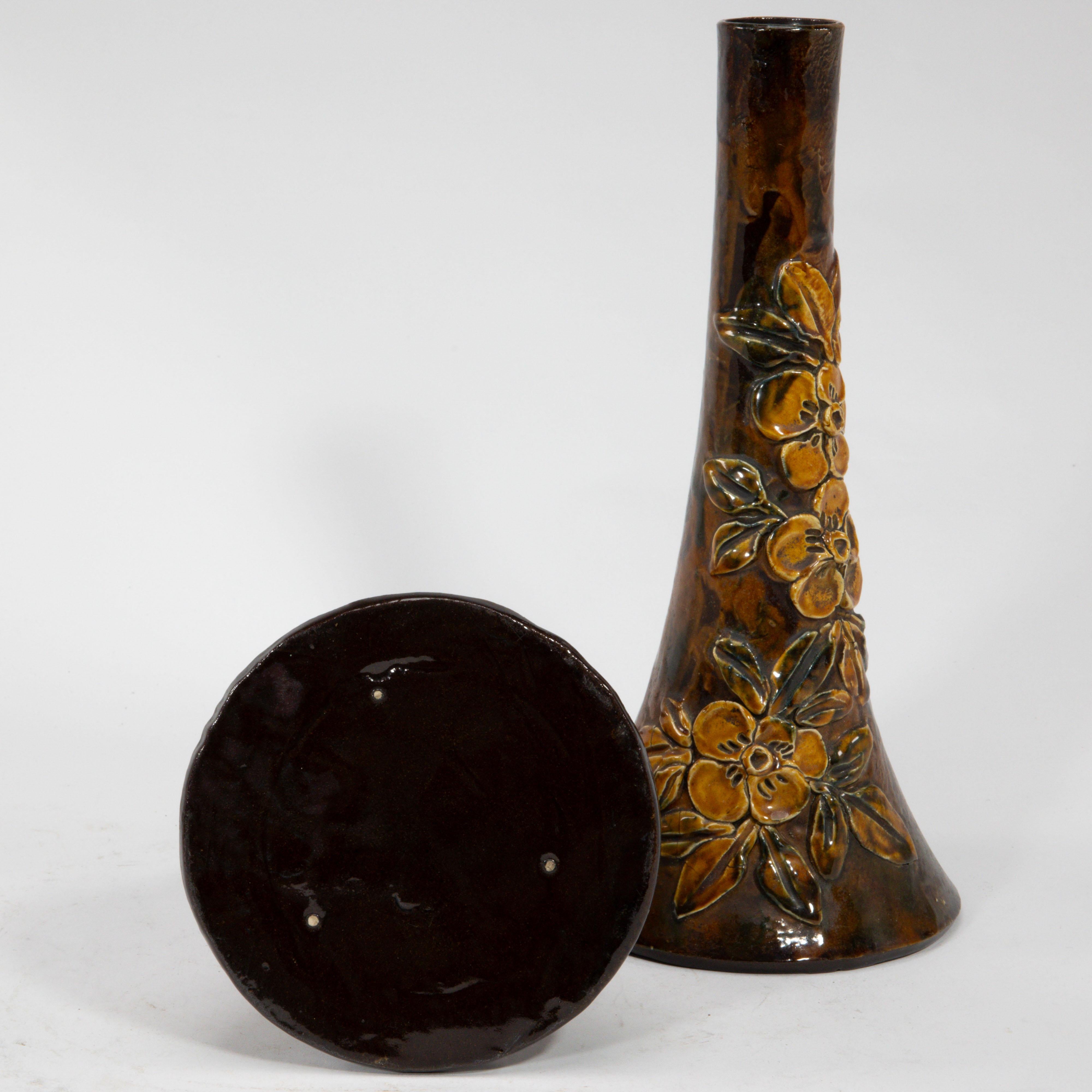 Longpark Pottery. A pair of rustic ceramic vases with applied floral decoration For Sale 10