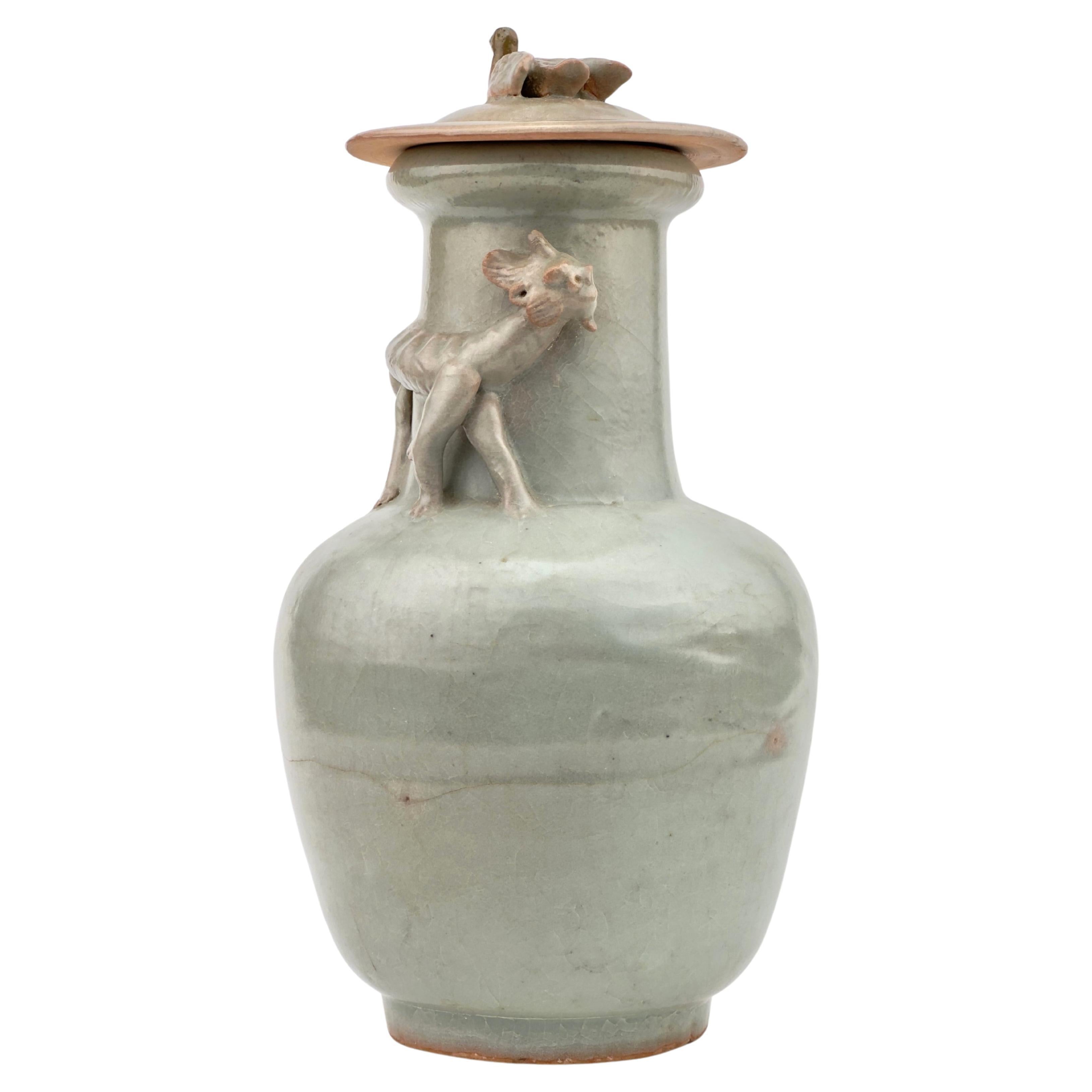 Longquan Celadon 'Dragon' Jar and Cover, Southern Song Dynasty(1127–1279)