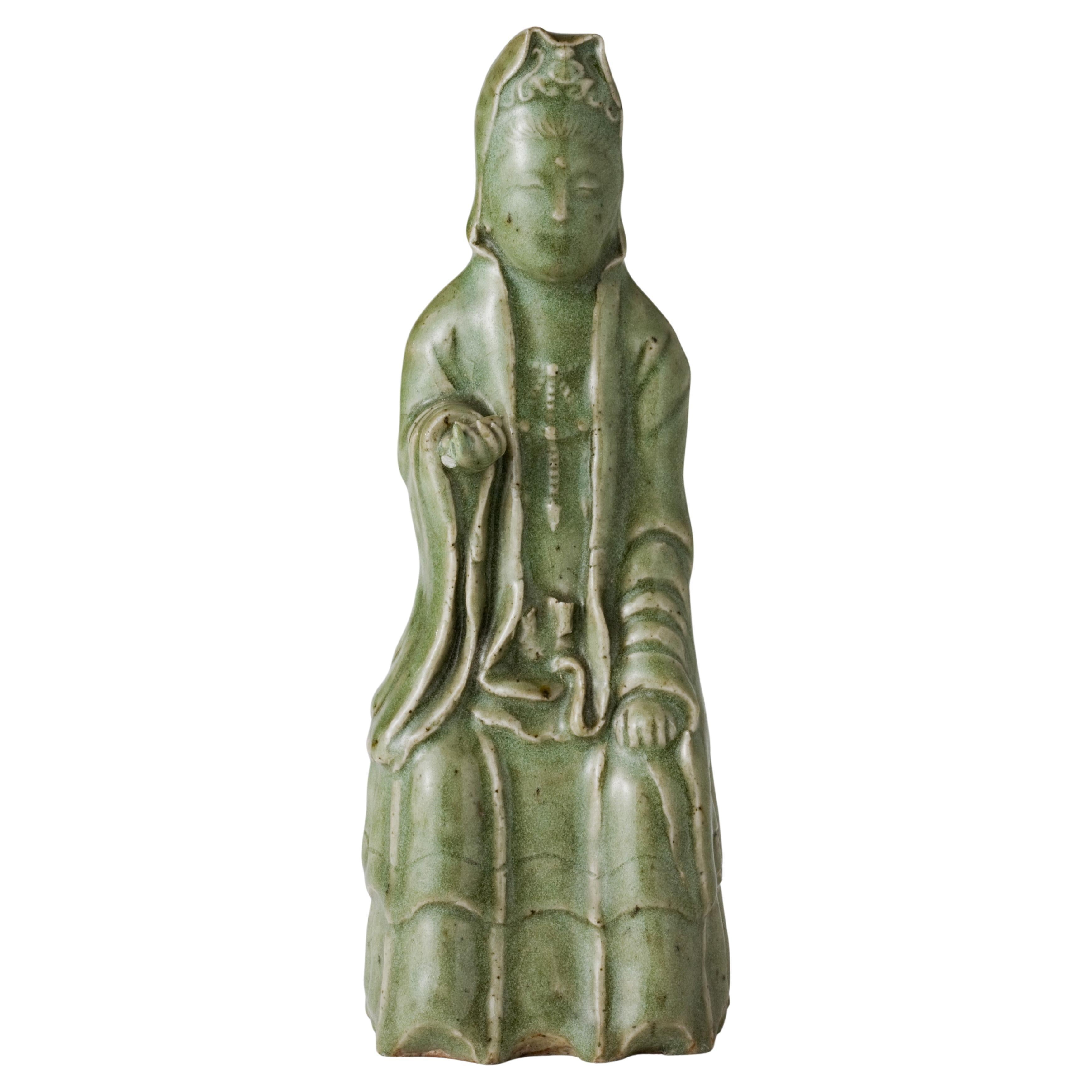 Figurine en céladon de Longquan, Dynastie Ming (1368-1644)