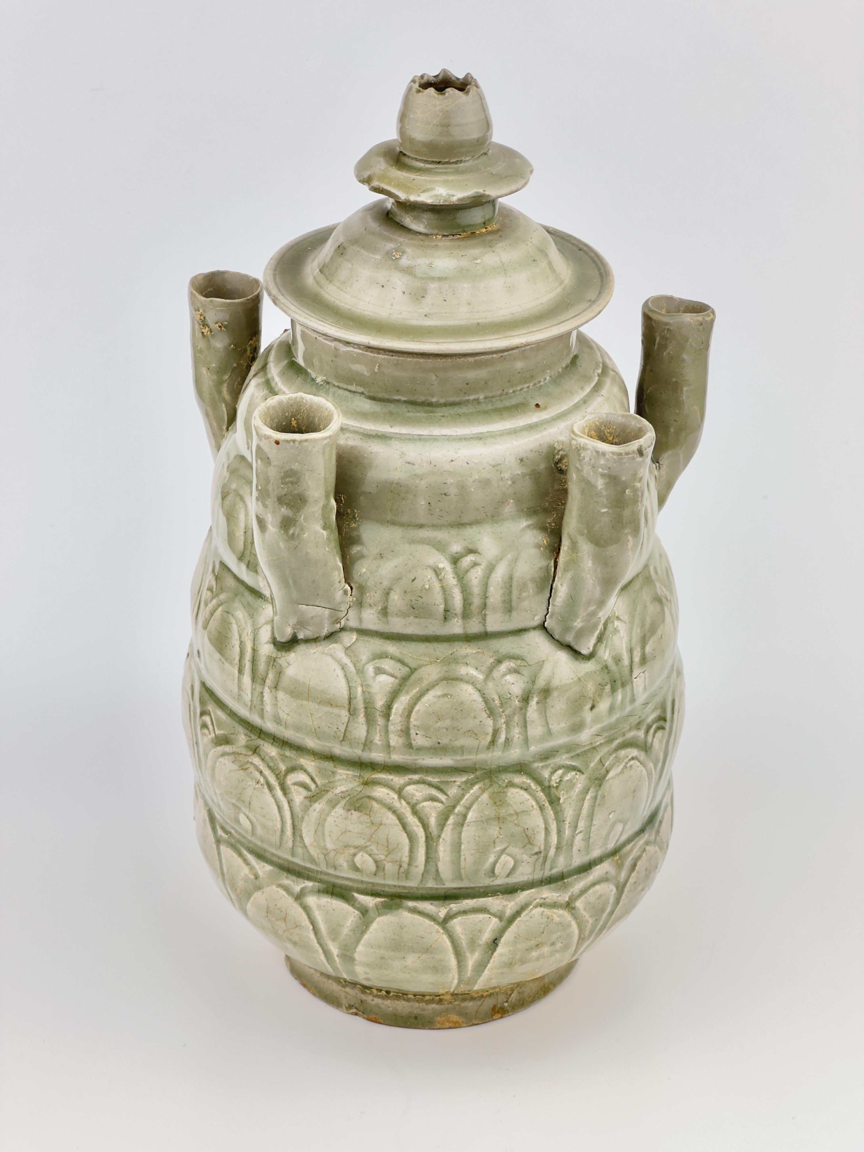 Longquan Celadon Five-Spouted Jar, Northern Song Dynasty (AD 960~1127) In Good Condition For Sale In seoul, KR