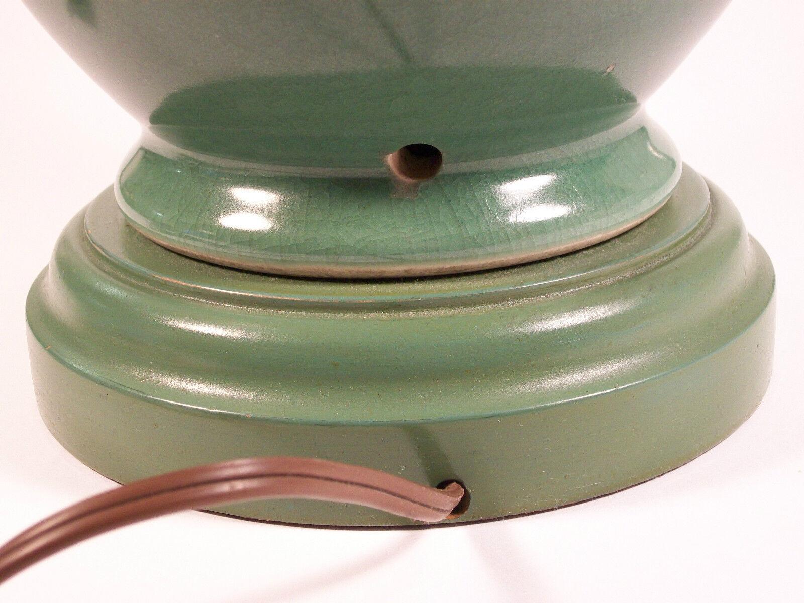 Longquan Style Celadon Glazed Ceramic Lamp - Japan - Late 20th Century For Sale 6