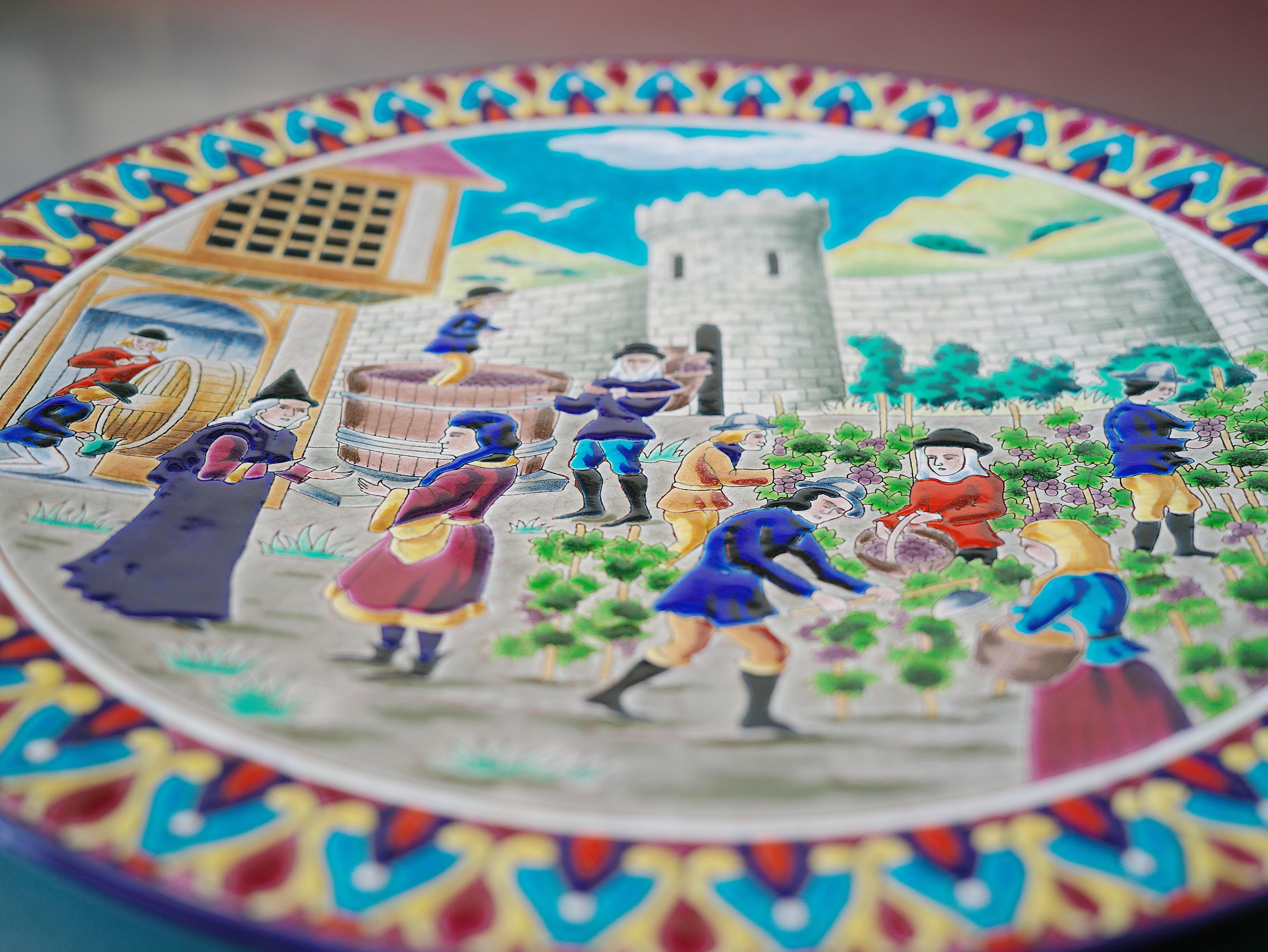 Émaillé Plat mural en céramique émaillée Longwy du milieu du siècle, édition limitée rare, années 1950 en vente