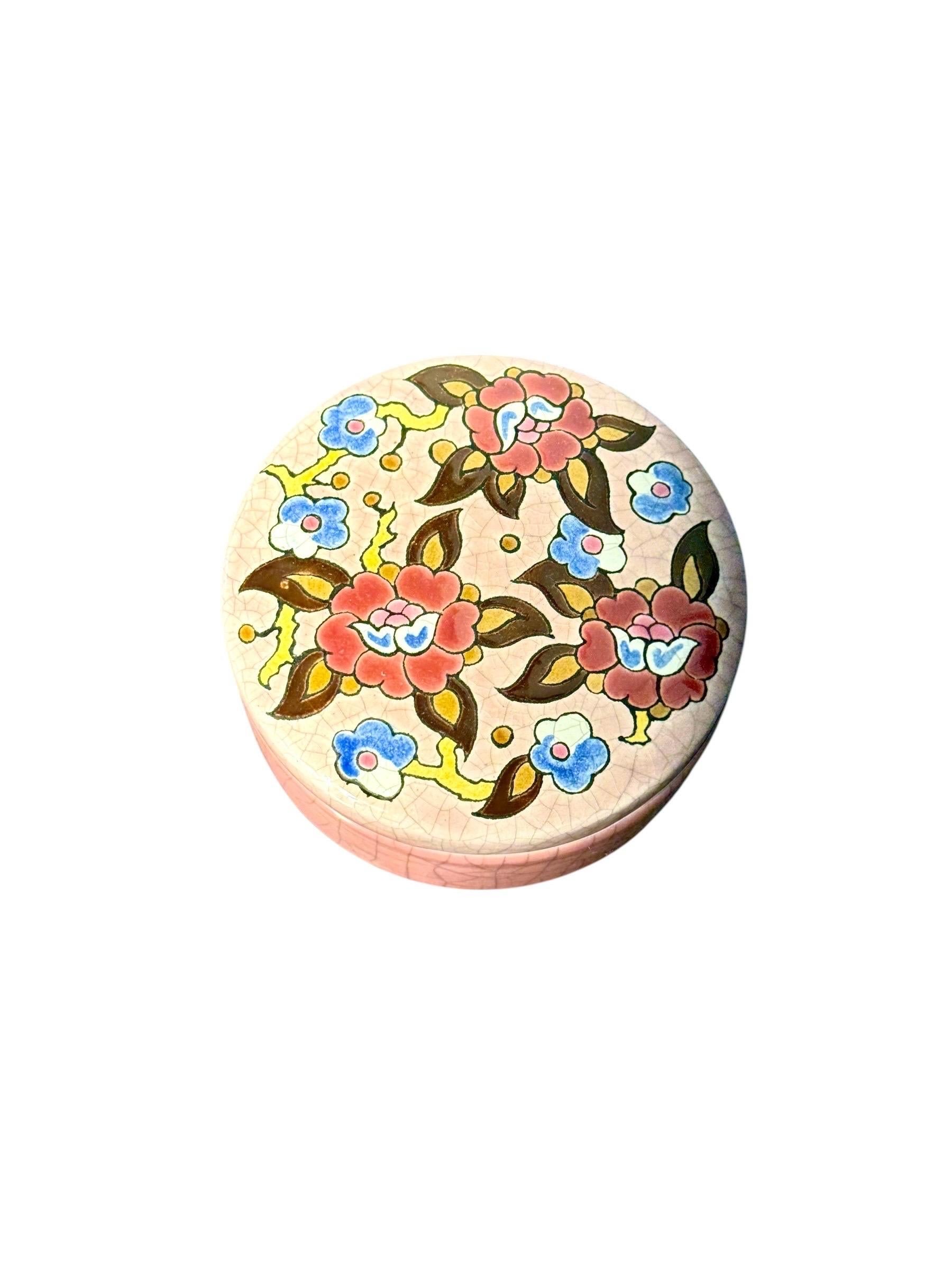 Scatola Longwy rosa smaltata con decori floreali, firmata M.P. Chevallier in vendita 2