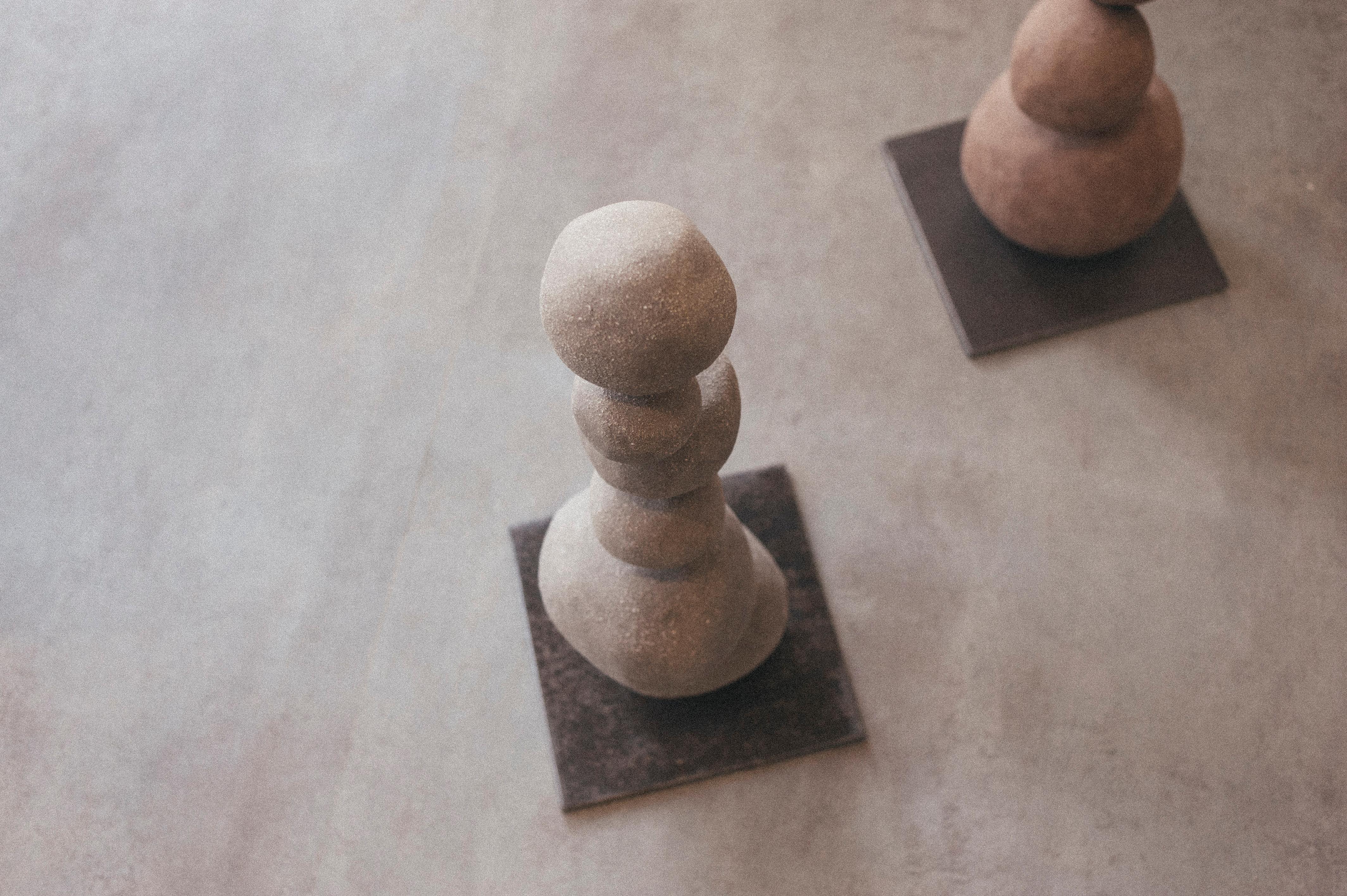 Looking for Equilibrium-Skulptur von MCB Ceramics (Sonstiges) im Angebot