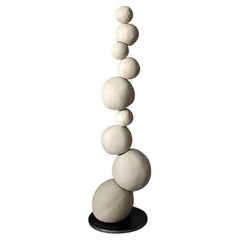 Looking for Equilibrium Sculpture de MCB Ceramics