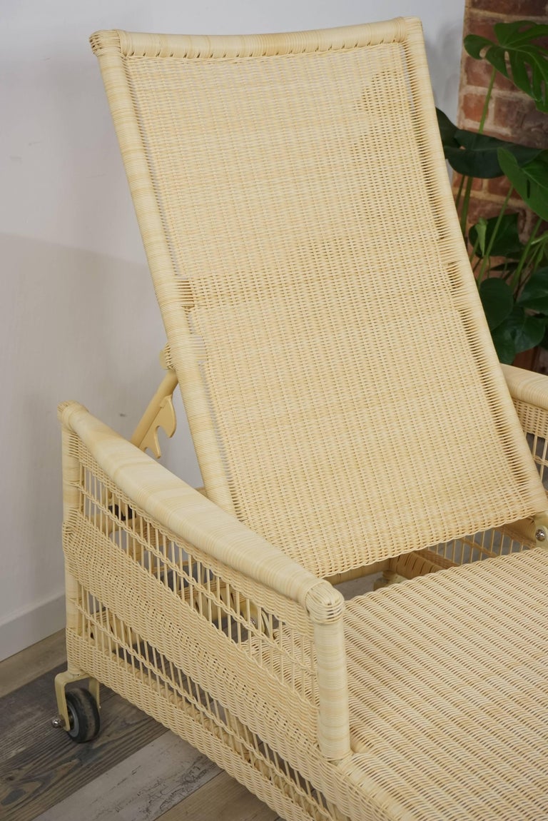 Loom Lloyd Resin Pair of Outdoor Chaises Longues Relax and Recliner For