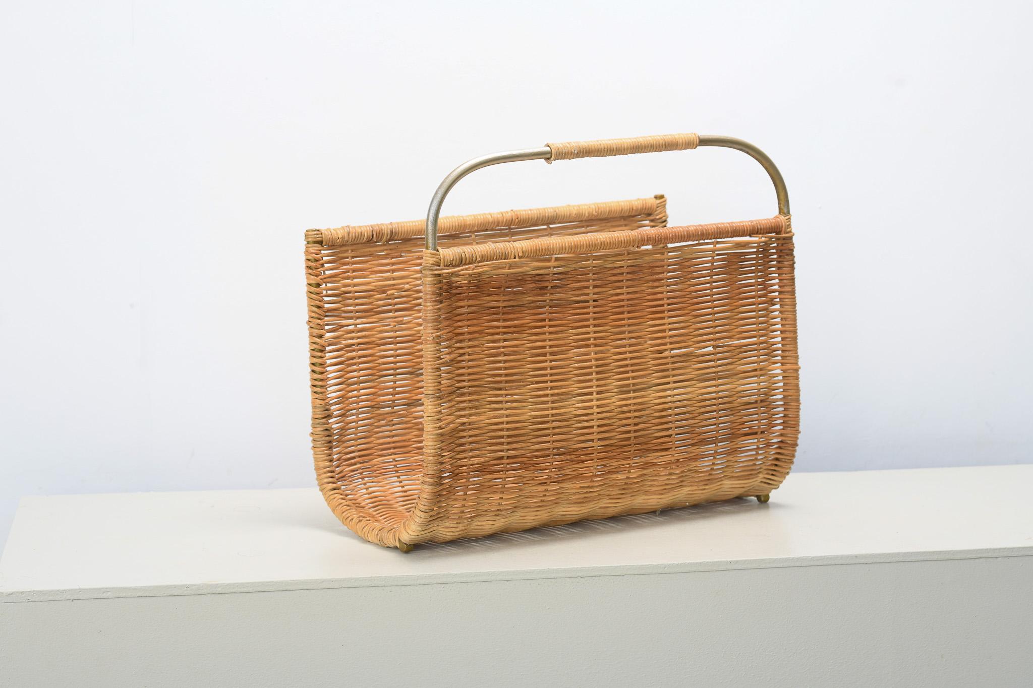 Rattan Portariviste in rattan Loom in vendita