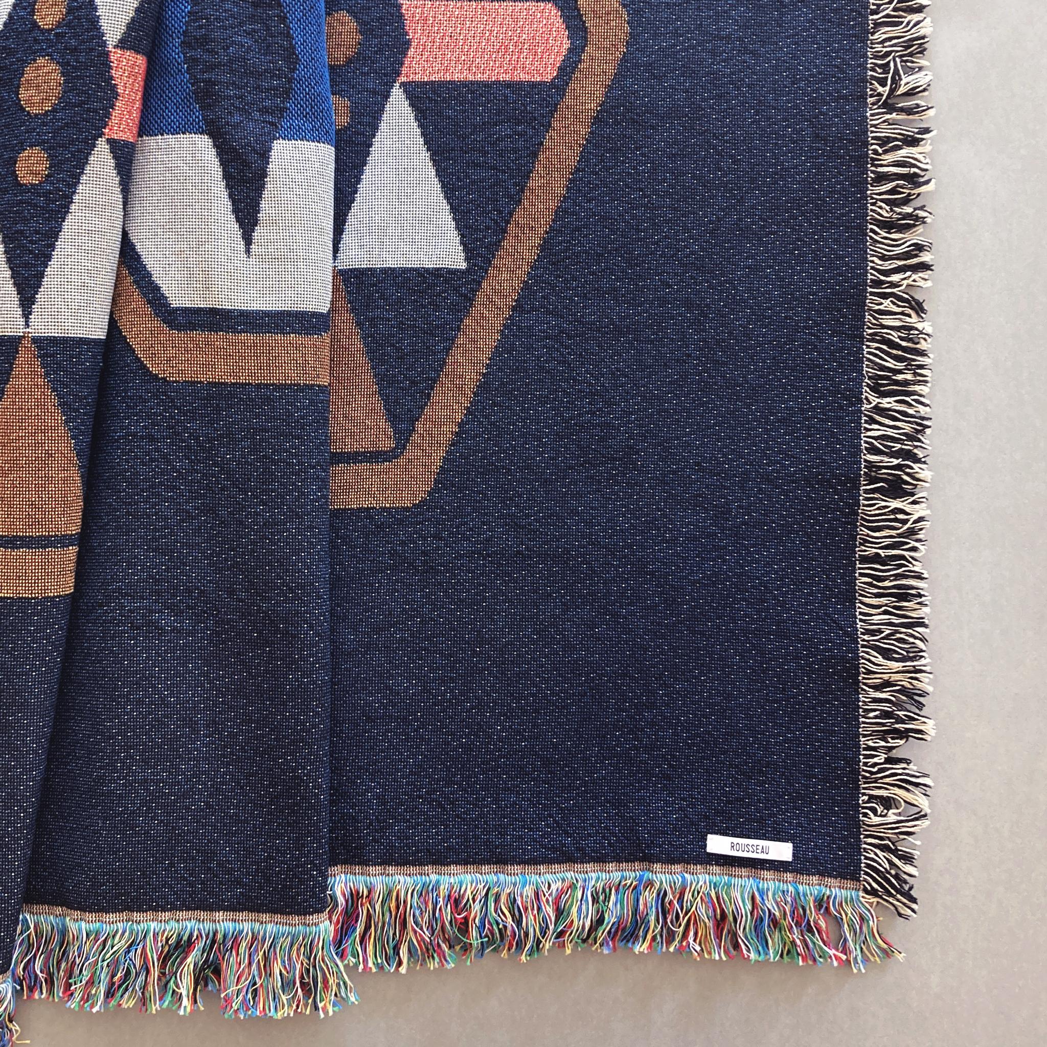Moderne Couverture en coton à franges, motif géométrique Twilight bleu marine, 54 x 72 en vente