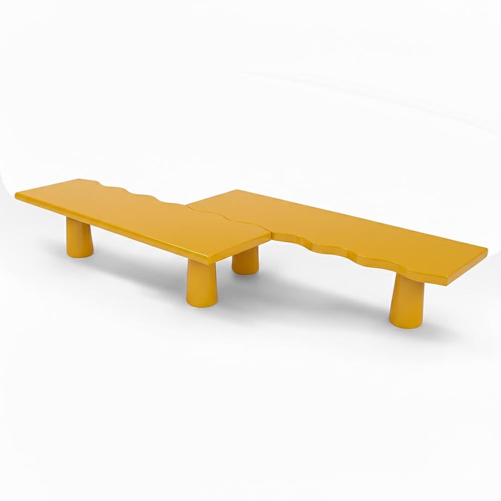 A unique trick highlighted by the striking wavy division. 
The Loonga table can go from 130 cm in length to 190 cm.

PRODUCT FEATURES
Structure in Solid Oak Wood.

WOOD FINISHES:
Available to be lacquered in one of Collectors RAL Colors