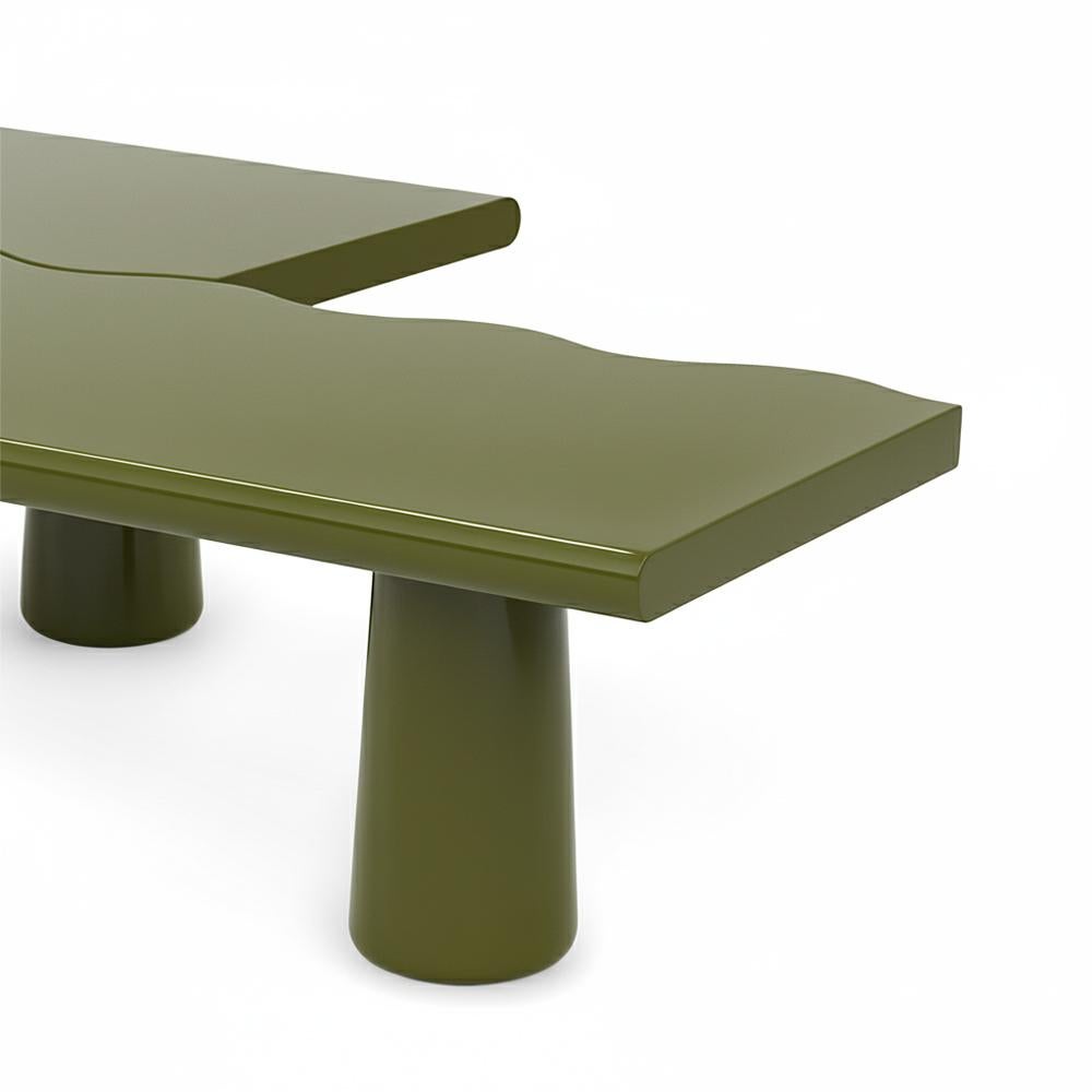 A unique trick highlighted by the striking wavy division. 
The Loonga table can go from 130 cm in length to 190 cm.

PRODUCT FEATURES
Structure in Solid Oak Wood.

WOOD FINISHES:
Available to be lacquered in one of Collectors RAL Colors