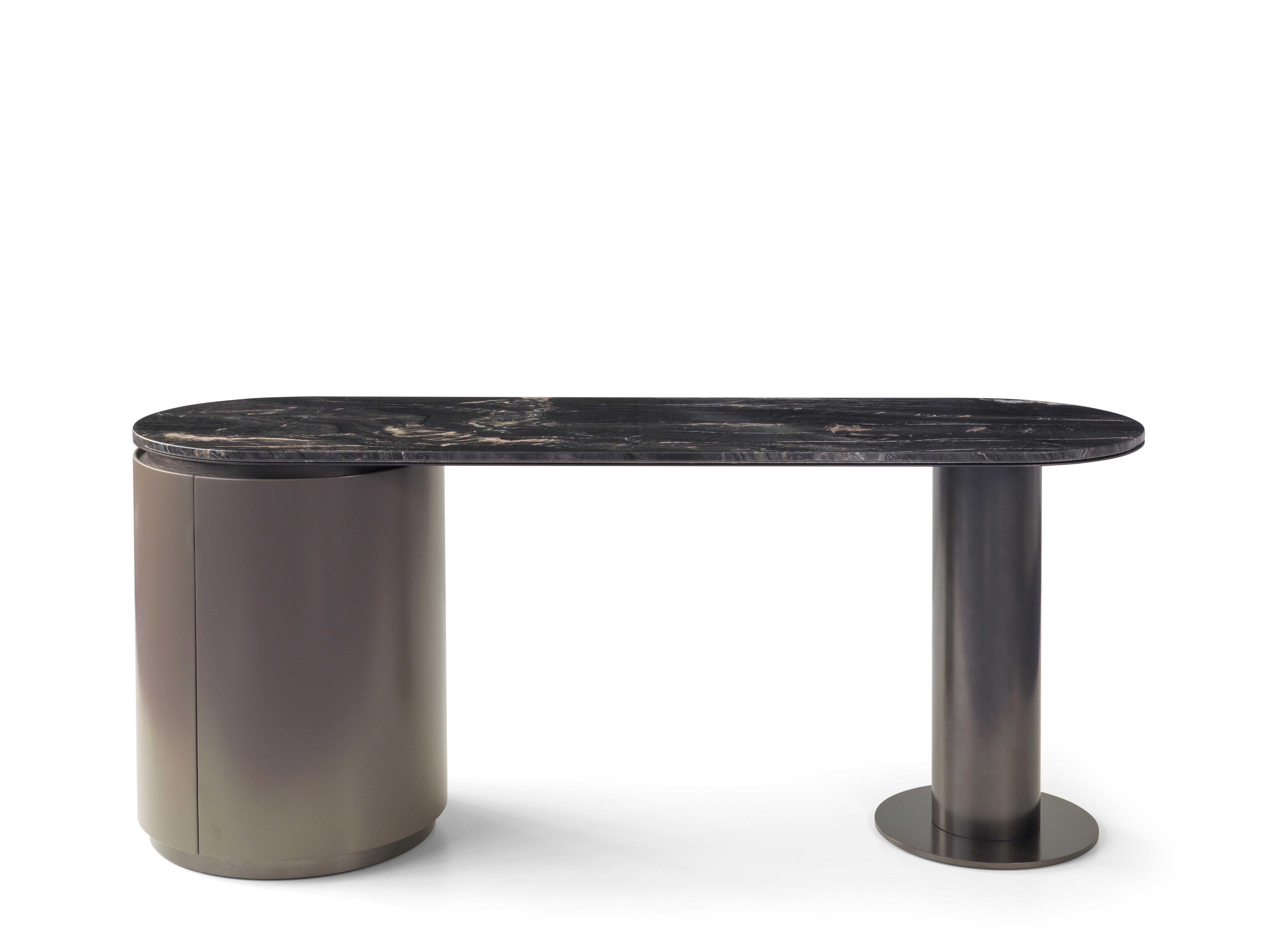 Loop 5058 Vanity by Redeco
Dimensions: W 180 x D 55 x H 75 cm
Materials: Curved plywood and mdf structure. Top with metal frame available with marble or lacquered mdf. One door with magnetic closing, one internal drawer with soft closing, one bronze