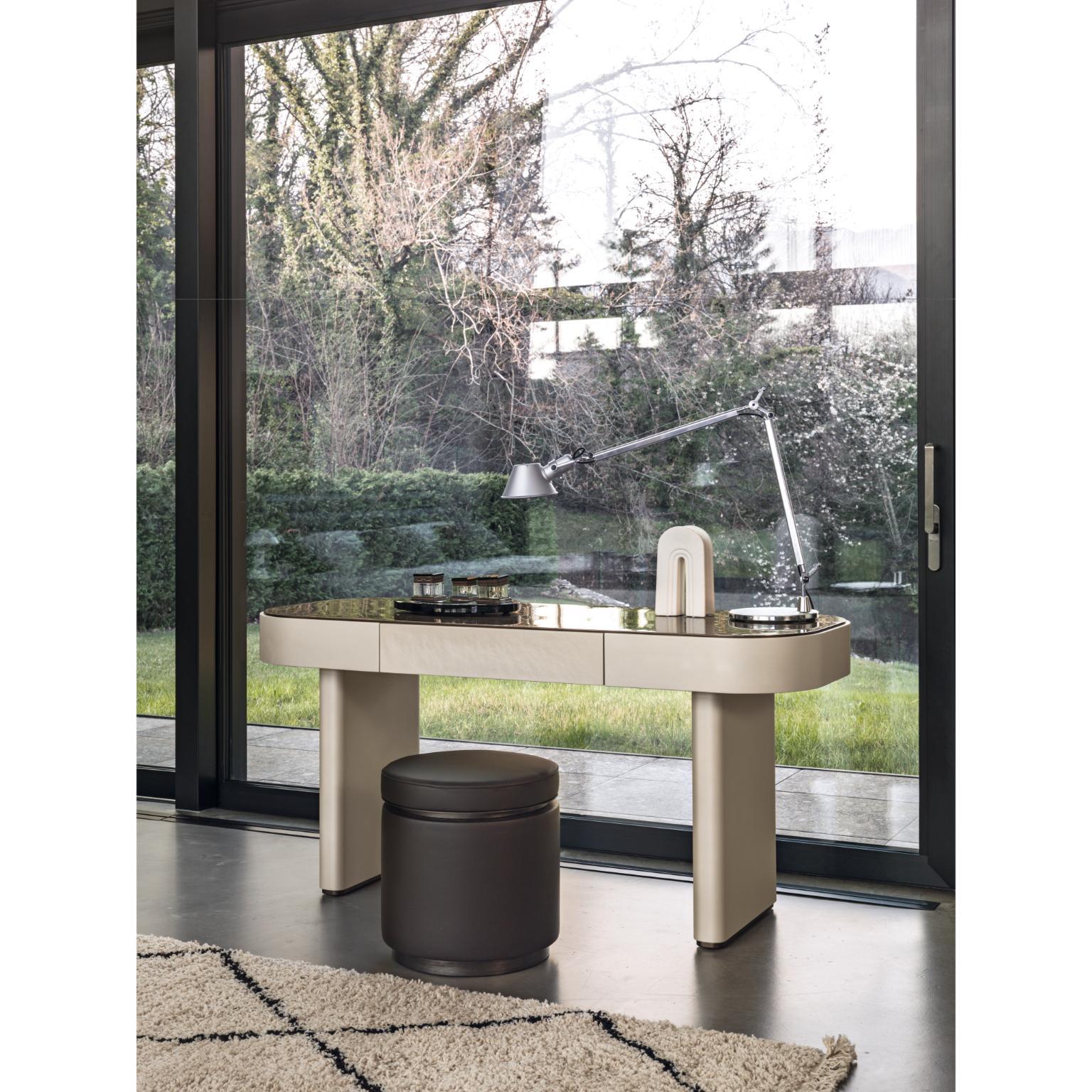 italien Pouf Loop 5061 de Redeco en vente