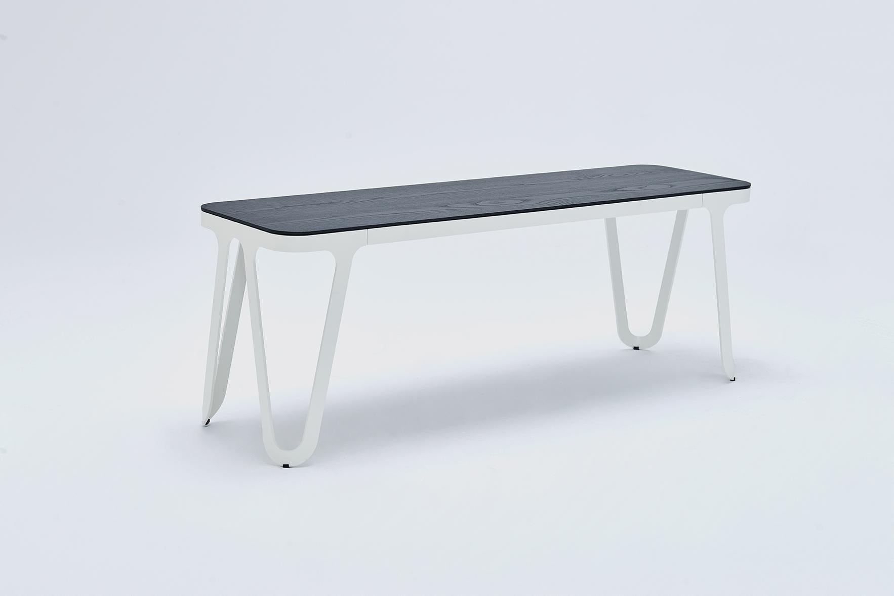 Loop Bench 120 Oak by Sebastian Scherer
Material: Aluminium, Oak
Dimensions: D120x W38 x H45 cm.
Weight: 16.4 kg
Also Available: Colours: solid wood (matt lacquered): black and white stained ash / natural oak / american walnut
frame (matt):