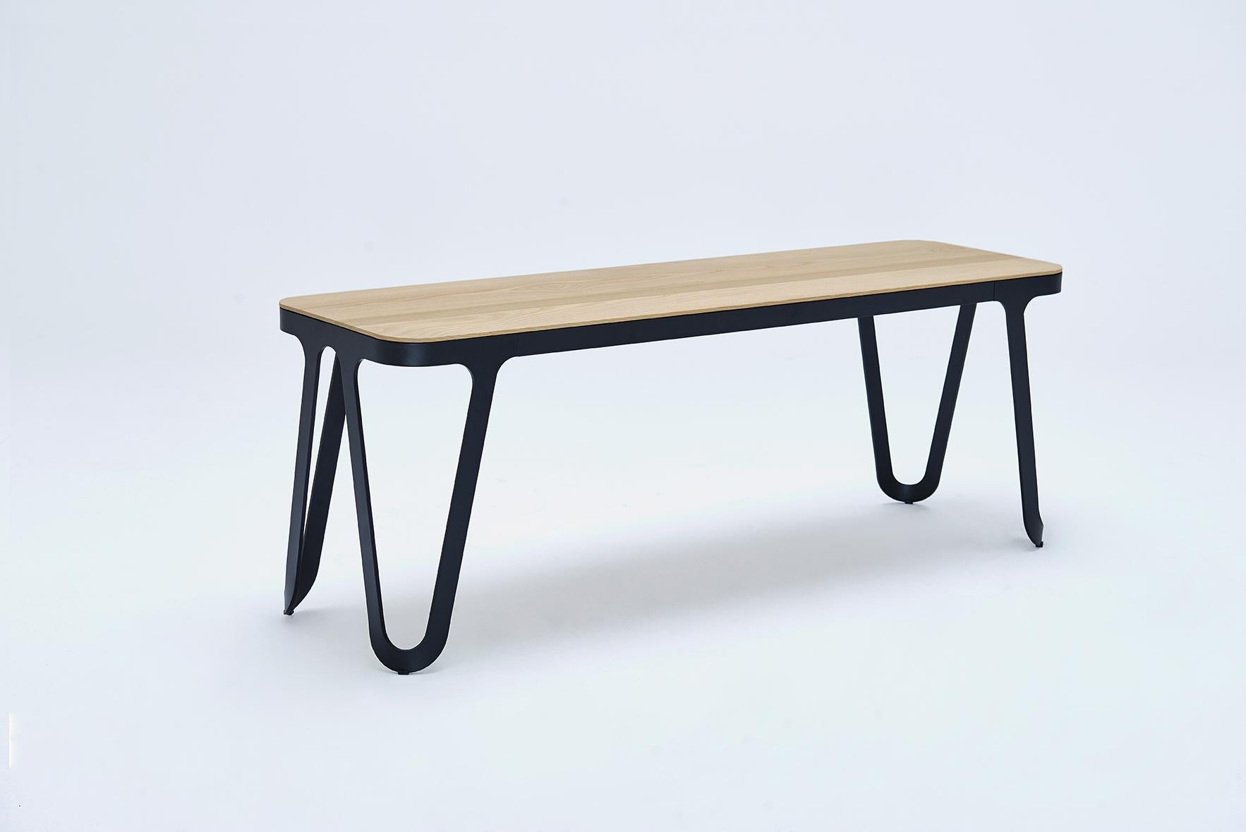 Loop Bench 120 Walnut by Sebastian Scherer In New Condition For Sale In Geneve, CH