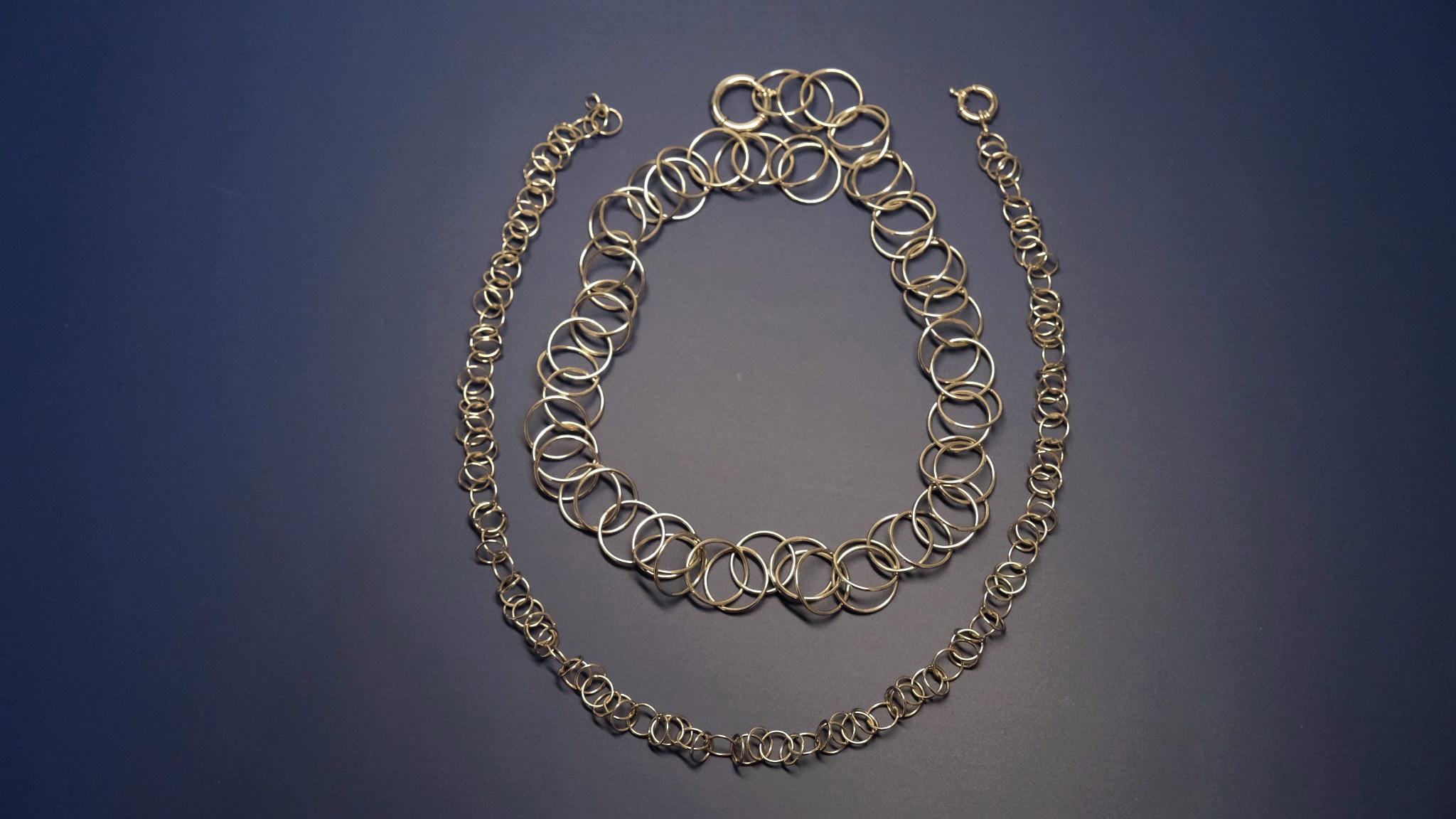 Looping Kette Halskette, 18k Gold für Damen oder Herren im Angebot