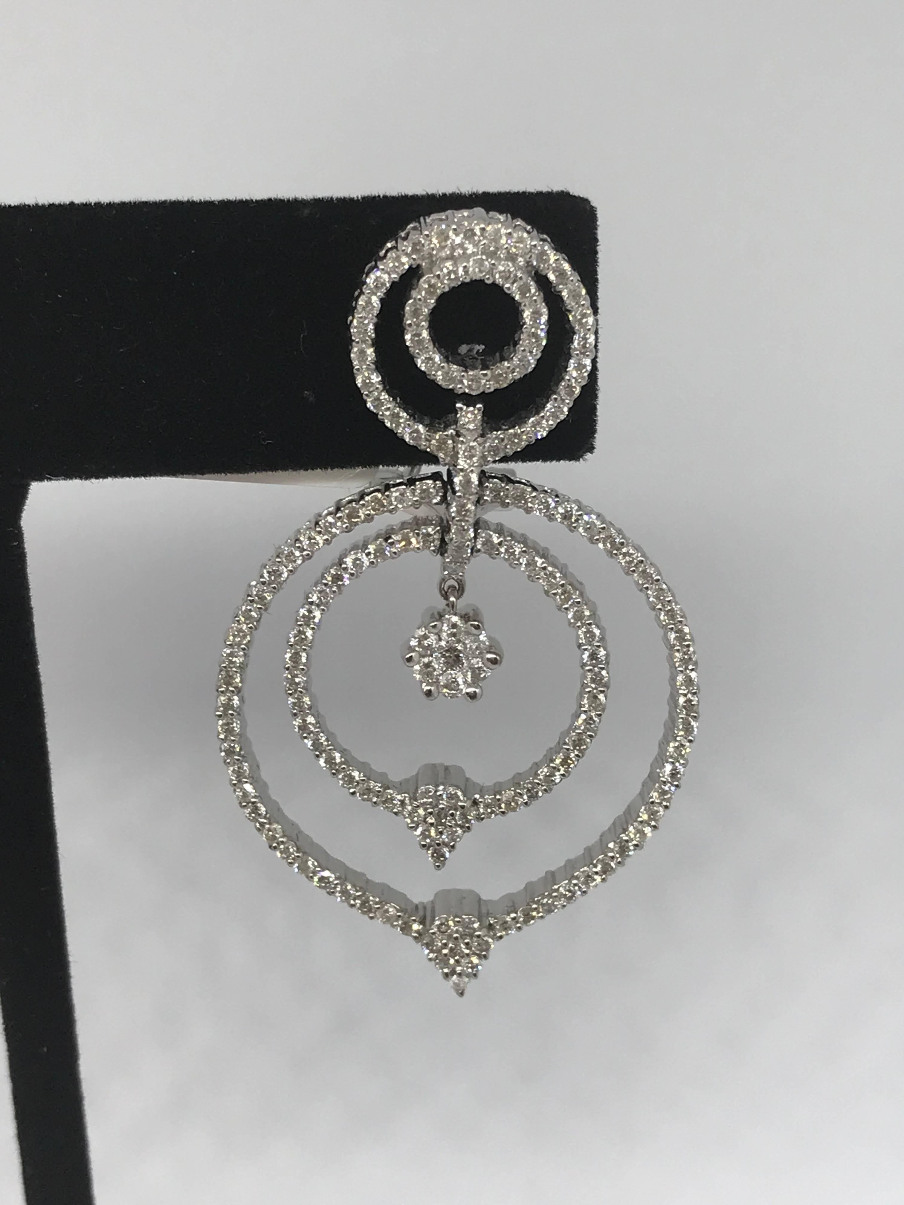 Round Cut Loop Dangle Earring with 18 Karat White Gold 15.5 grams and 7 Cts Diamonds For Sale