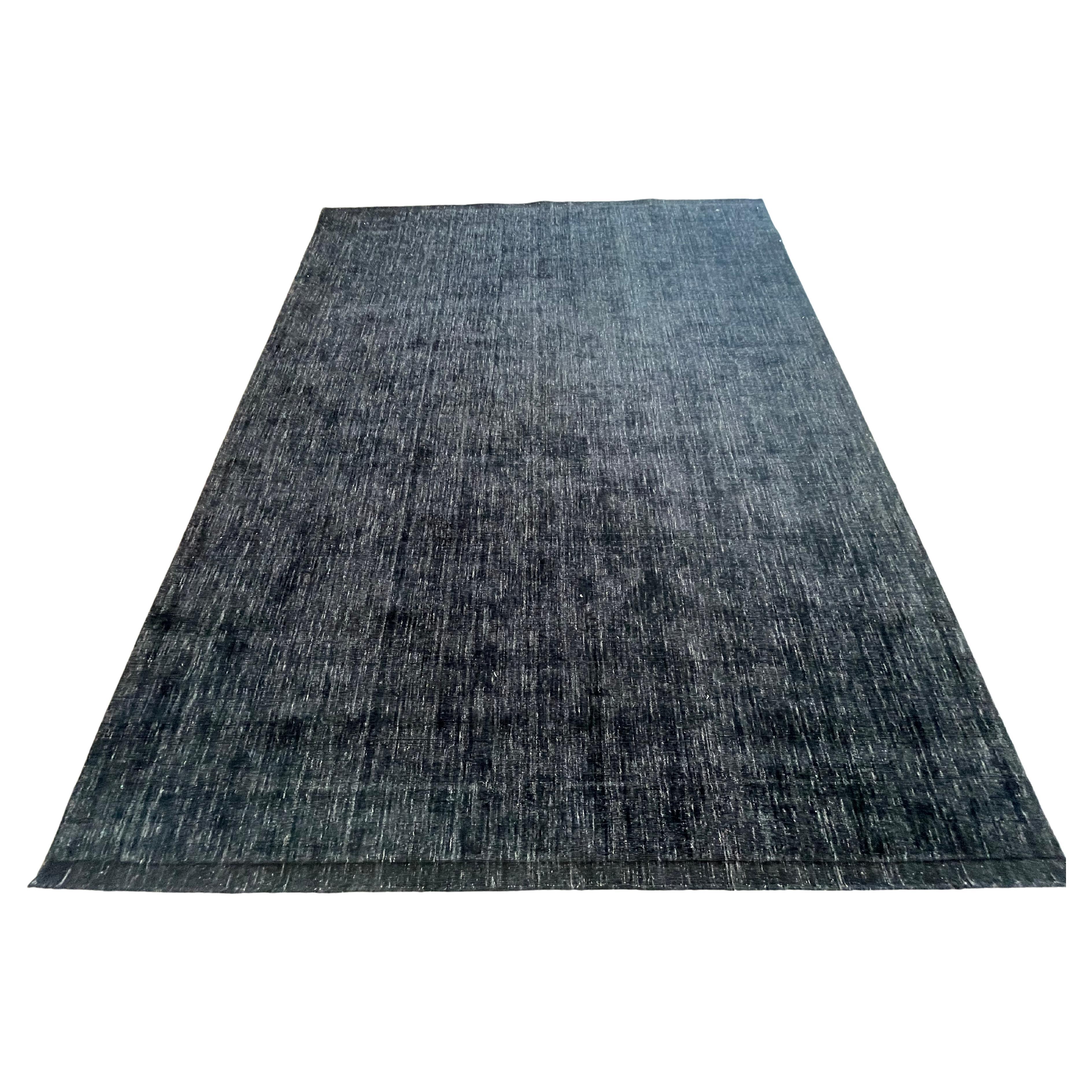 Loop Plain Black and White Design Indian Area Rug For Sale