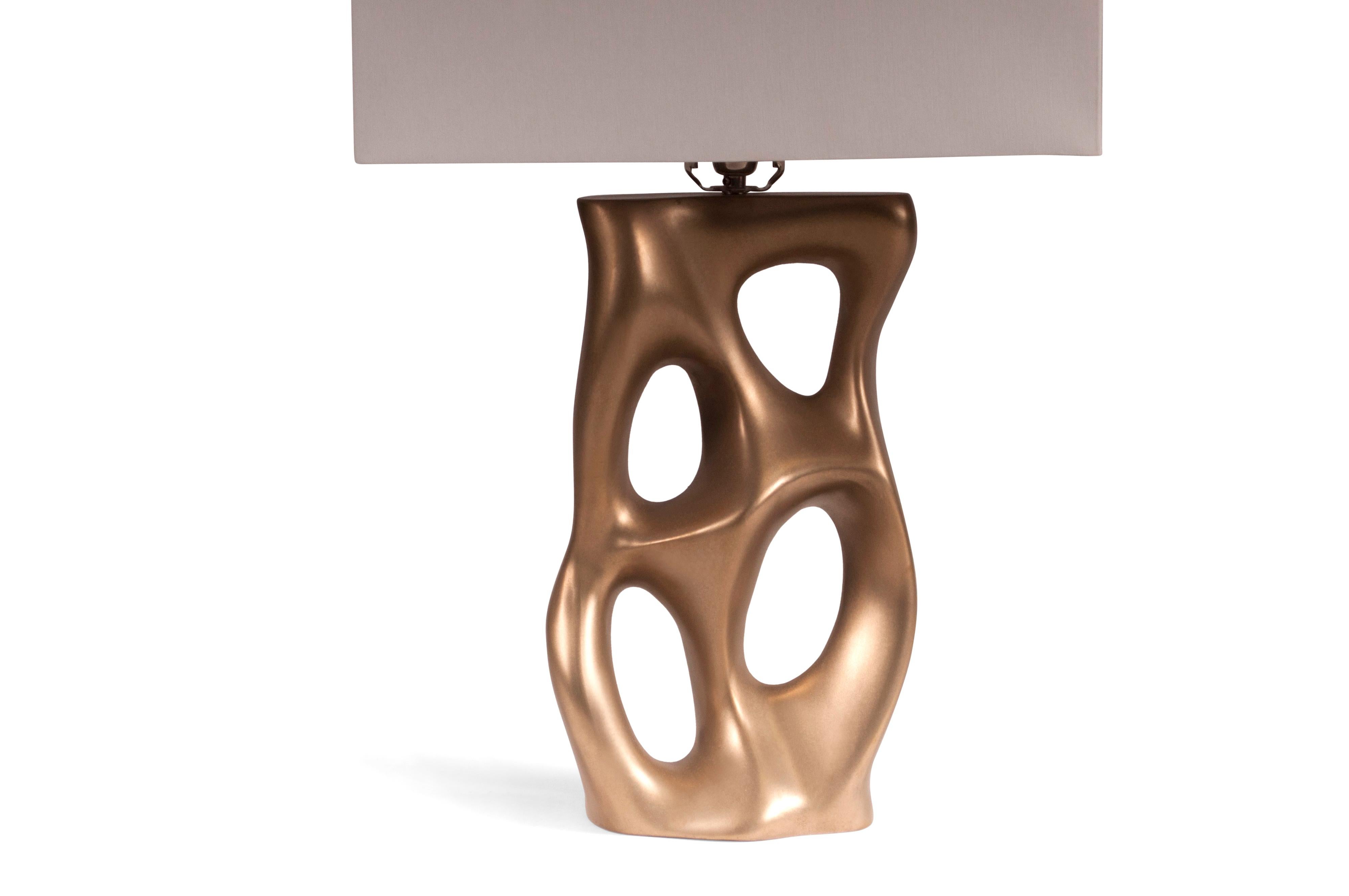 Amorph Loop Table Lamp, Gold Finish In New Condition For Sale In Los Angeles, CA