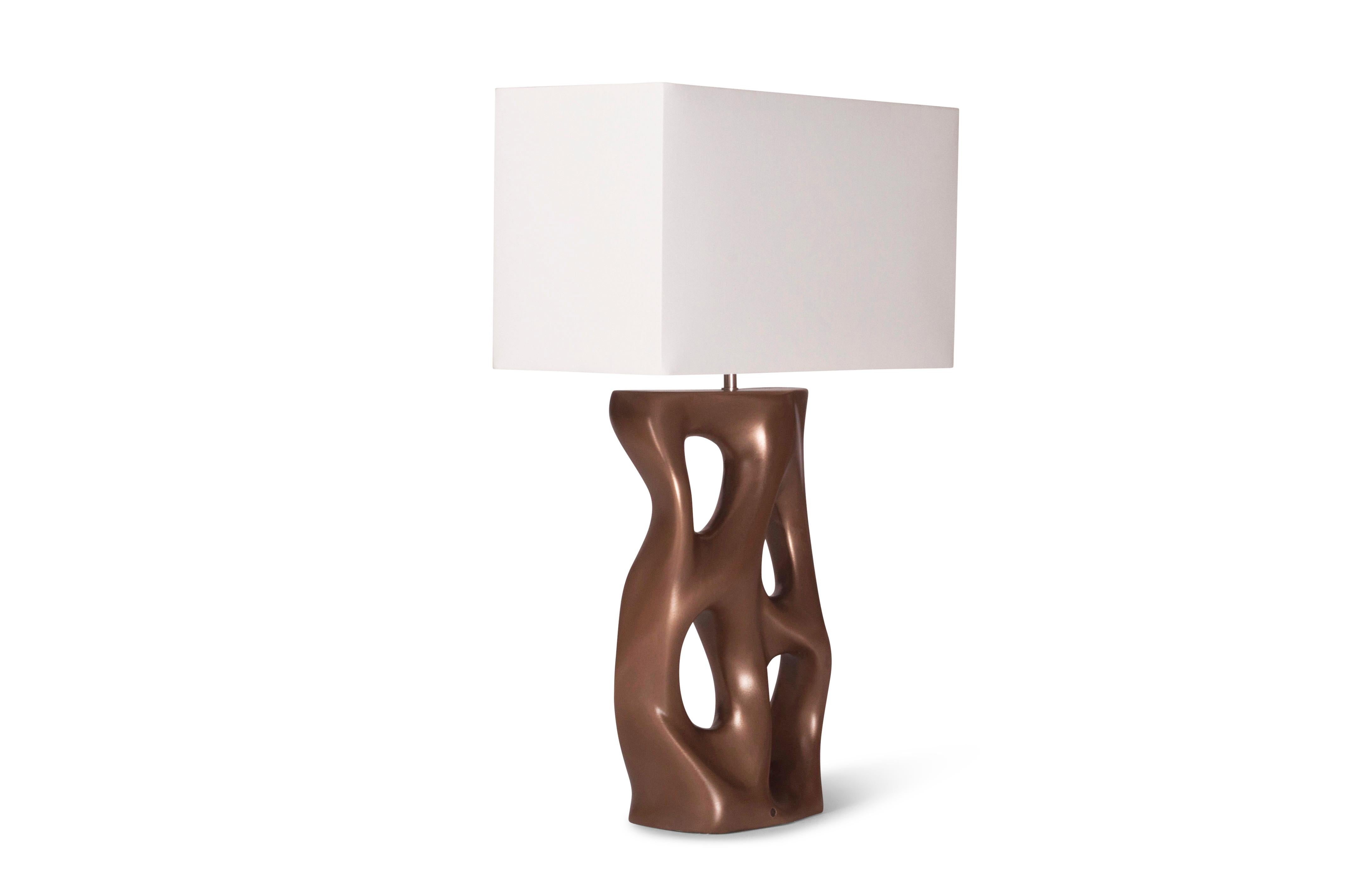 Amorph Loop Table Lamp, modern Gold Finish, Ivory Silk Shade In New Condition In Los Angeles, CA