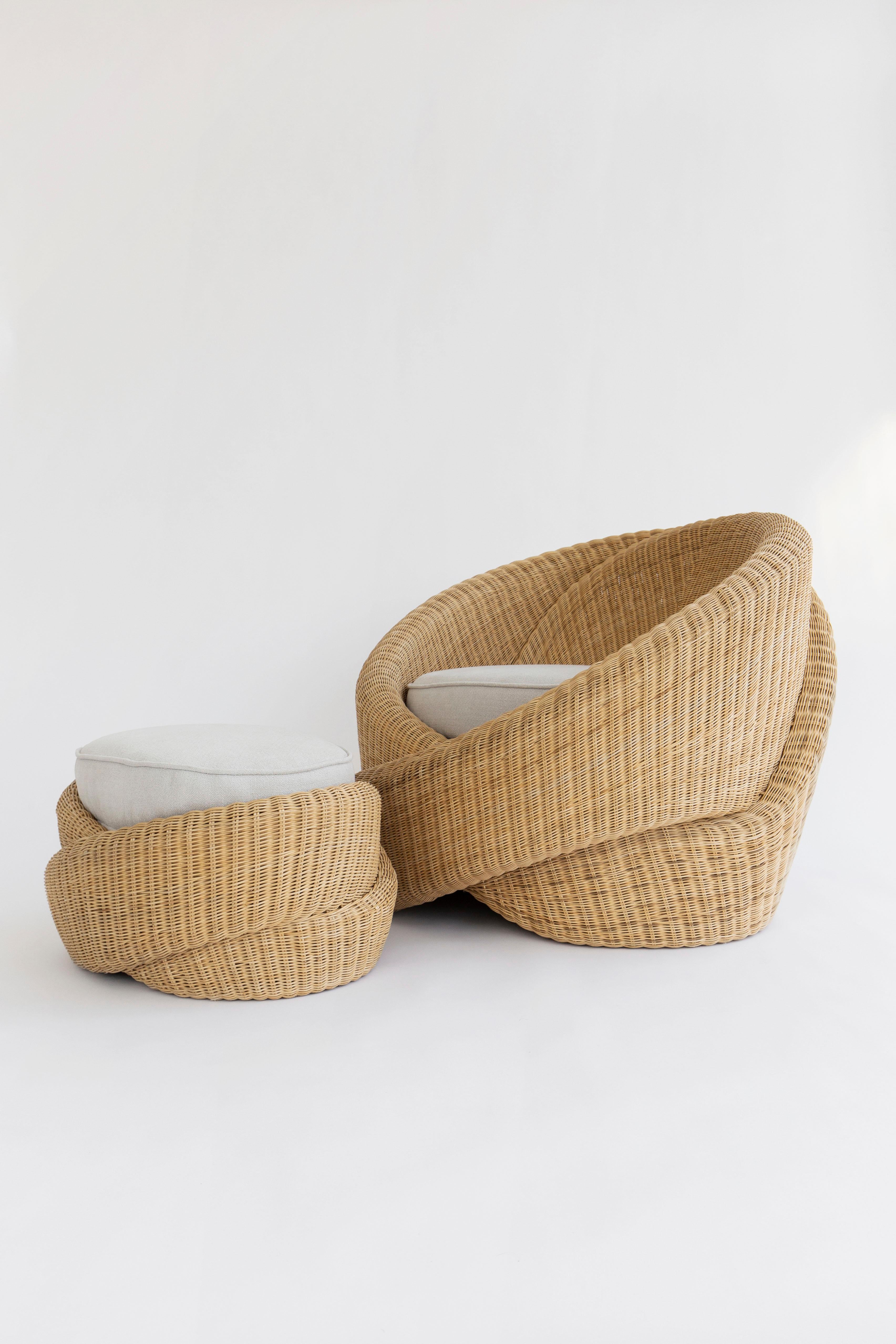 American Looped Contemporary Rattan Indoor-Outdoor Armchair, Cushions in Sunbrella Fabric For Sale