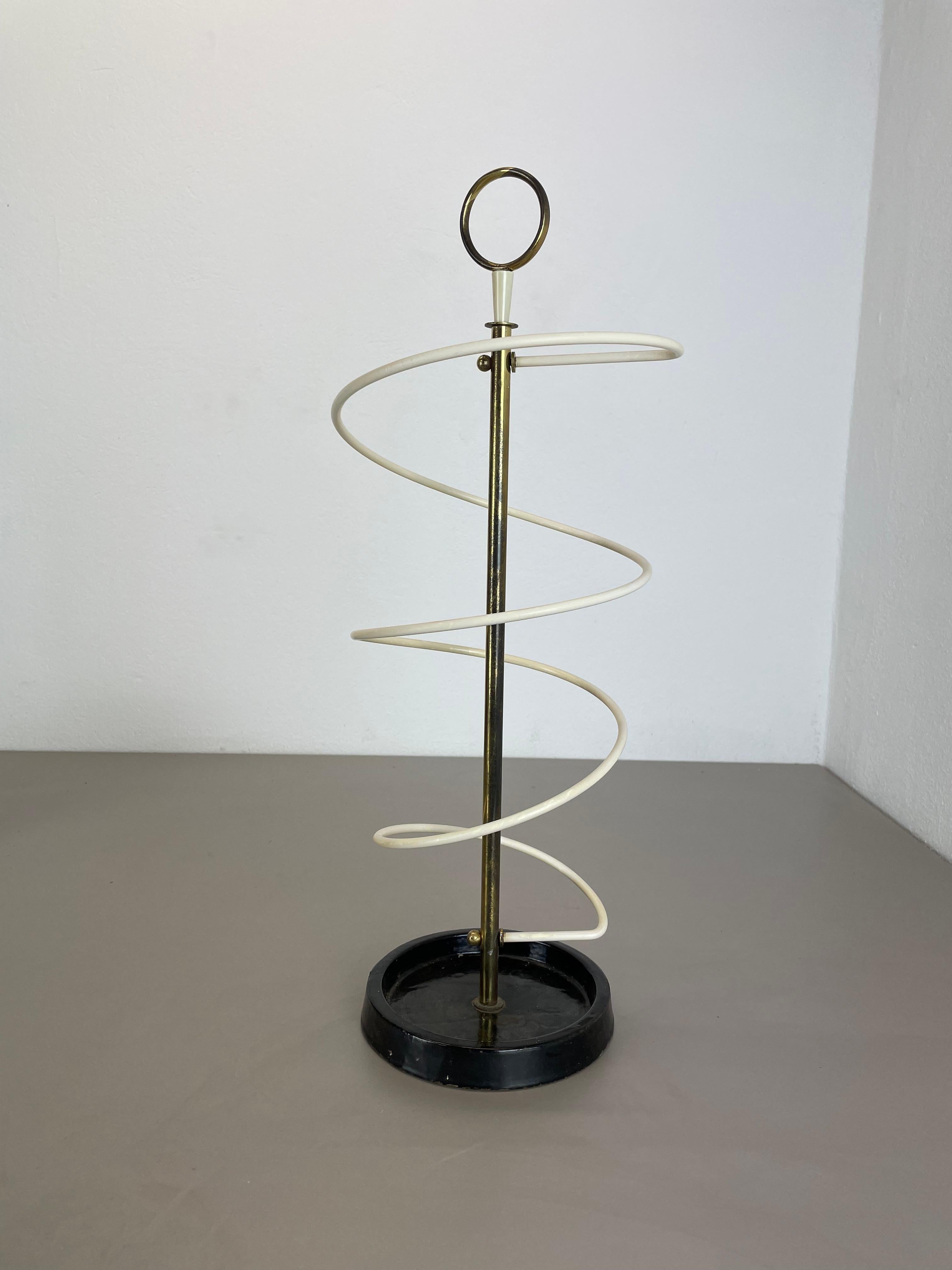 Mid-20th Century looped form Metal Brass Umbrella Stand by Vereinigte Werkstätten, Germany 1950s