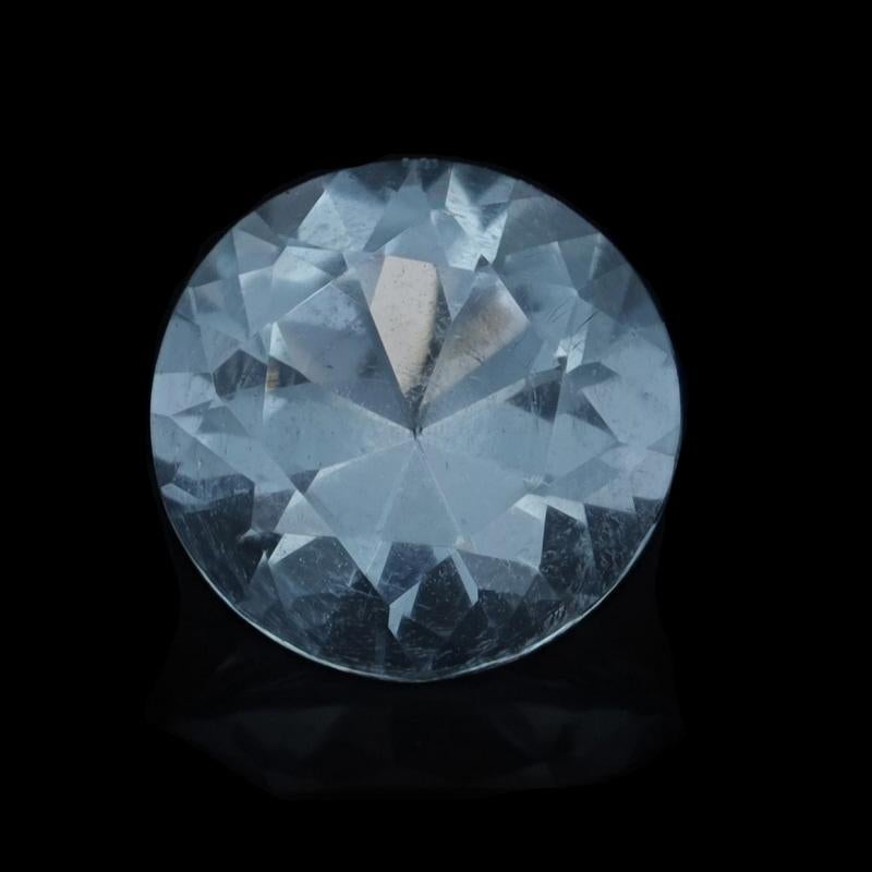 Loser Aquamarin – runder 2.30 Karat Blauer Solitär (Rundschliff) im Angebot