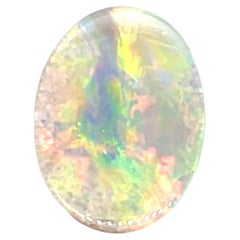 Loser ovaler australischer Opal Edelstein