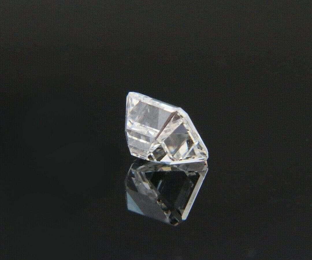 Women's or Men's Loose Diamond, 0.96 CT, GIA Certified, Emerald Cut For Sale
