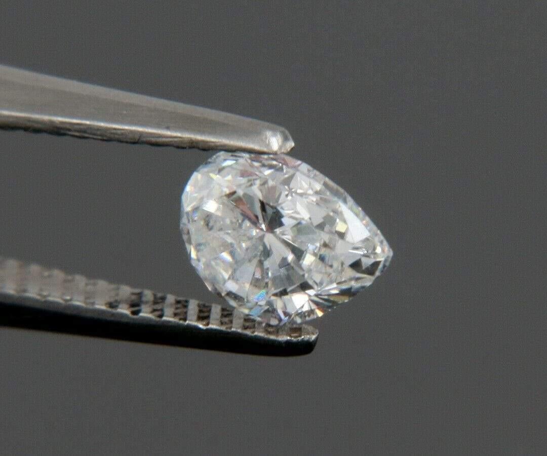 Loose Diamond, 0.96ct, GIA Certified, Pear Brilliant Cut For Sale 1