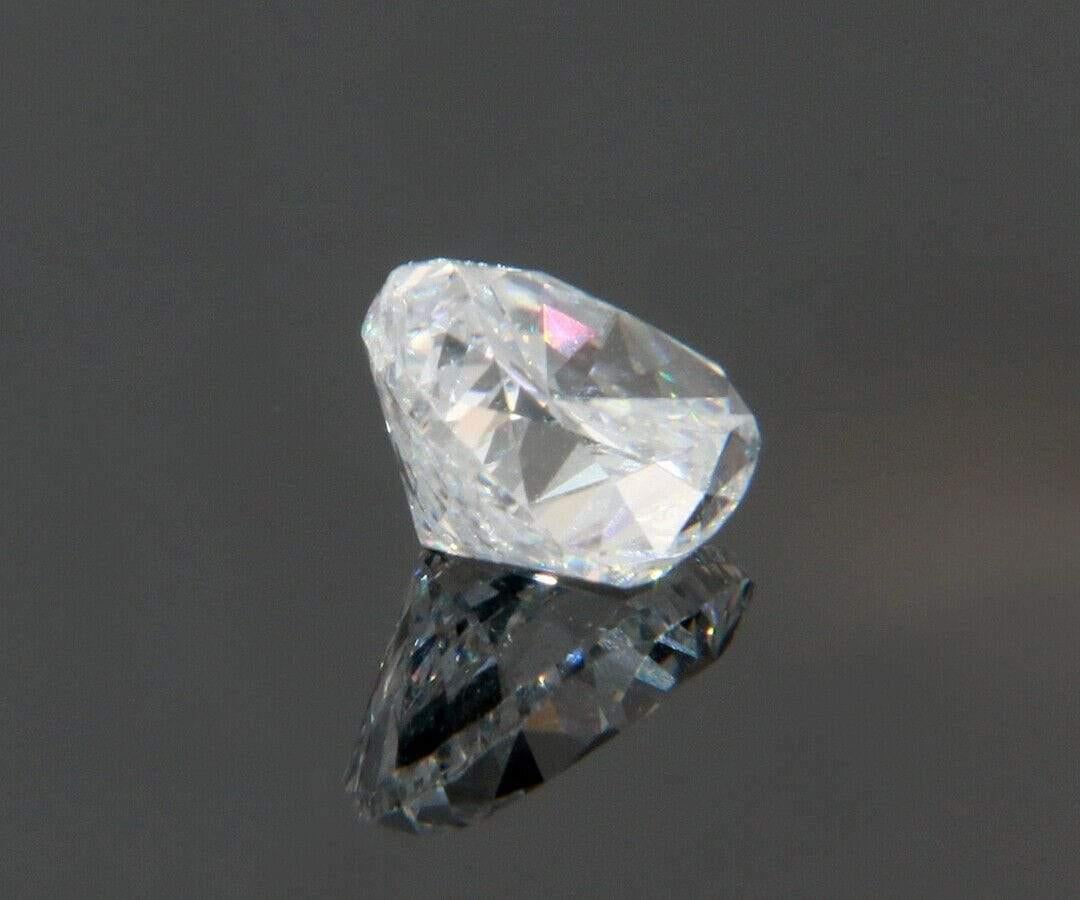 Loose Diamond, 0.96ct, GIA Certified, Pear Brilliant Cut For Sale 4
