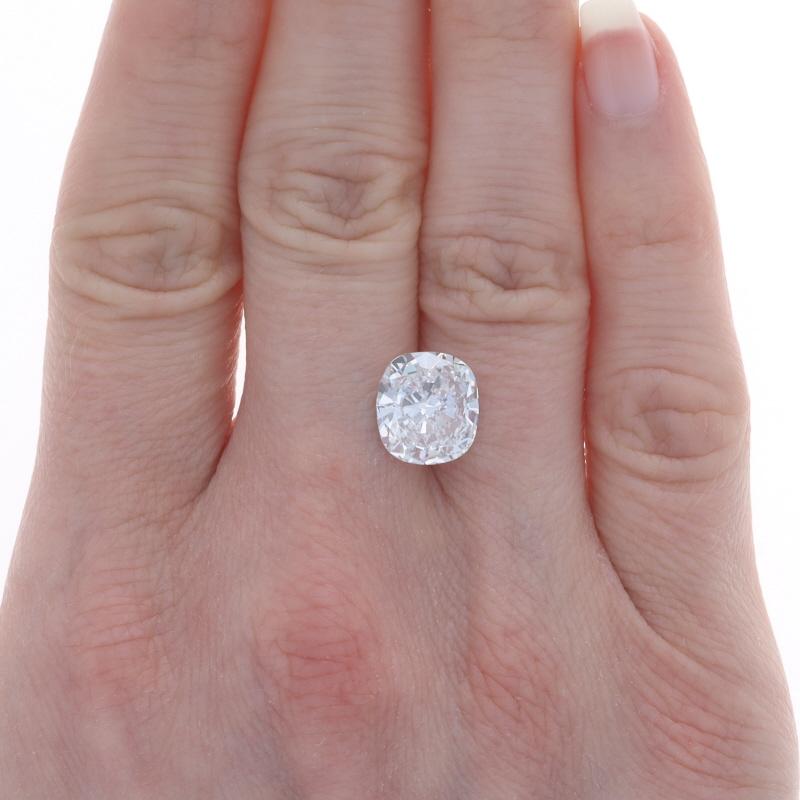 Taille coussin Solitaire coussin 4,01 carats GIA D VS2 en vente