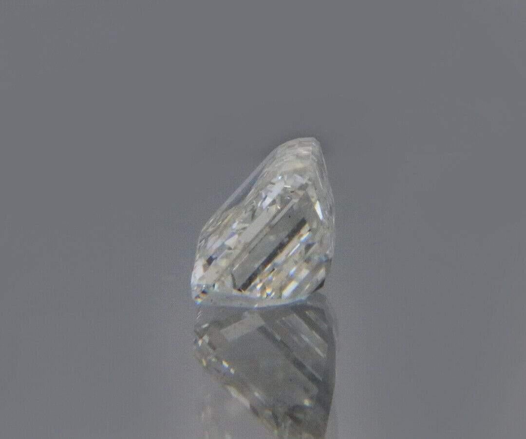 Loose Diamond, Emerald Cut, 1.01ct, GIA Certified, H, VS2 For Sale 3