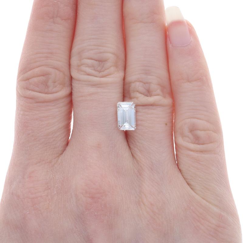 Loser Diamant - Smaragdschliff 2,03 Karat GIA F VS2 Solitär im Zustand „Neu“ im Angebot in Greensboro, NC