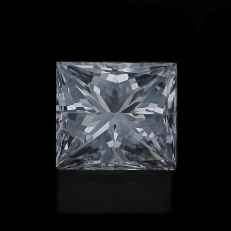 Karat(e): 1.01ct
Schnitt: Prinzessin
Farbe: F
Klarheit: VS2

Zertifiziert durch: GIA
Berichtsnummer: 6233509586

Zustand: Neu