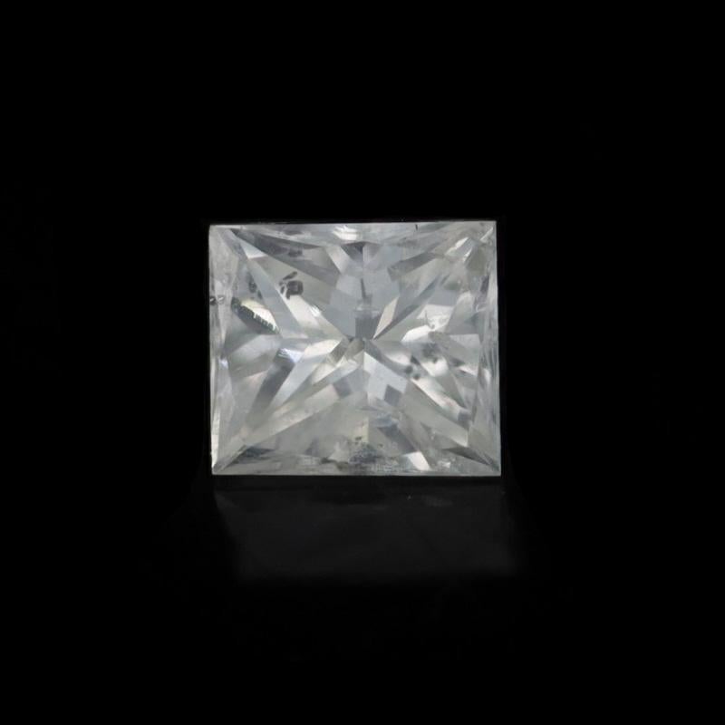 Carat: .47ct
Cut: Princess
Color: J
Clarity: SI3
Size: (mm) 4.52 x 3.95 x 3.09

Certified by: EGL USA
Report Number: US 906369503D

Condition: New