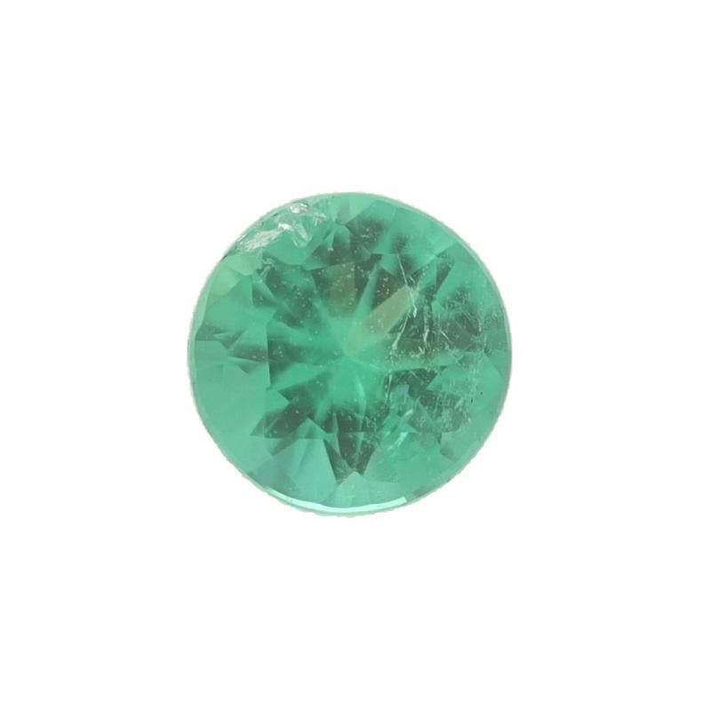 Treatment: Oiling
Carat: .48ct
Cut: Round
Color: Green
Origin: Columbia
Size: (mm) 4.70 x 4.70 x 3.07

Condition: New without Tags