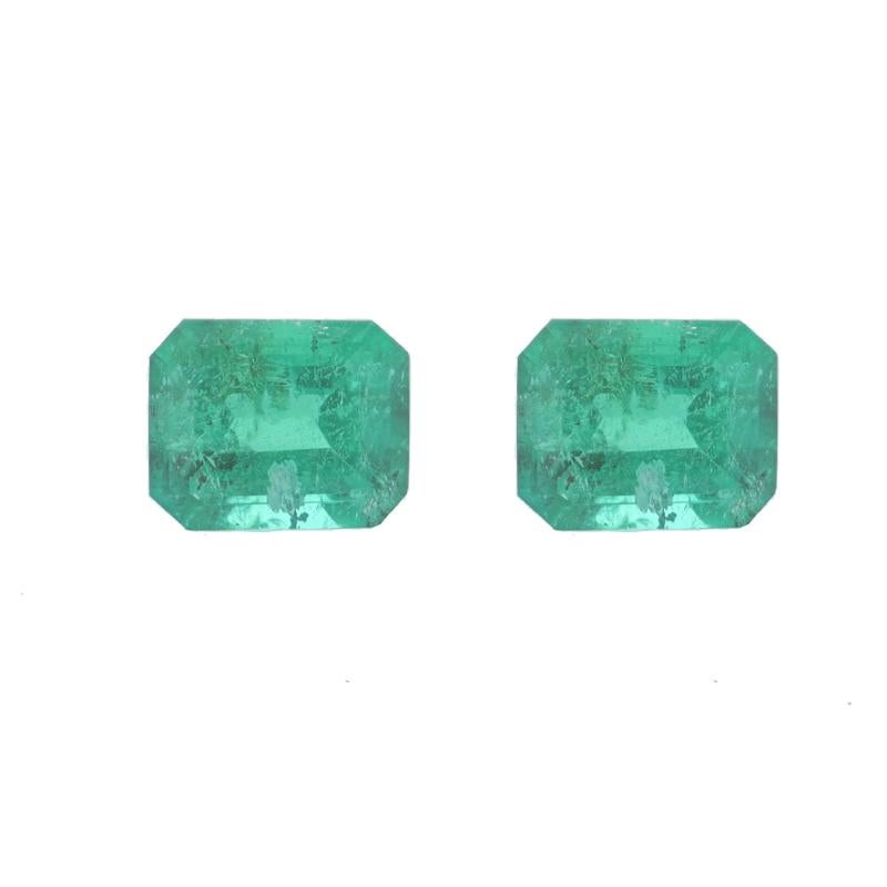 Trattamento: Oliatura
Carati totali: .71ctw
Taglio: Smeraldo
Colore: verde
Dimensioni: ~5mm x 4mm

Condizione: Nuovo