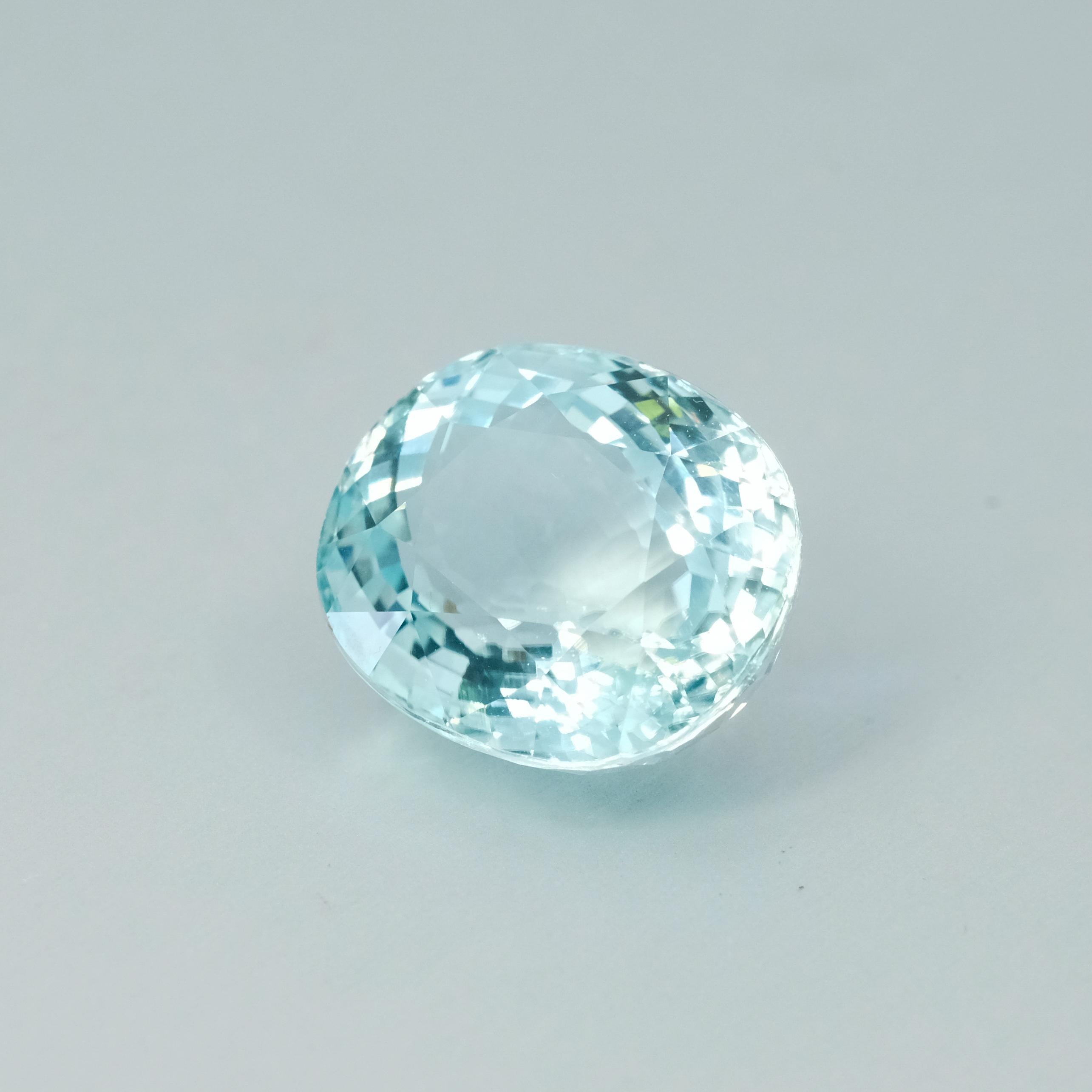 Loose Paraiba Tourmaline - oval cut - light blue - 29.97cts In Excellent Condition For Sale In SYDNEY, AU