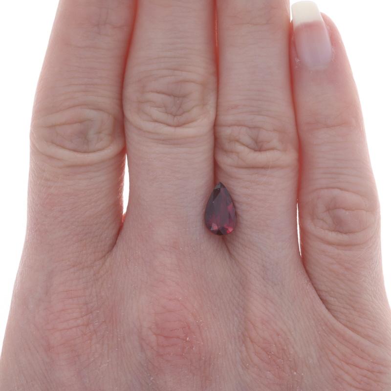 Rubí Suelto - Pera 1.96ct GIA Rojo Solitario Corte pera en venta