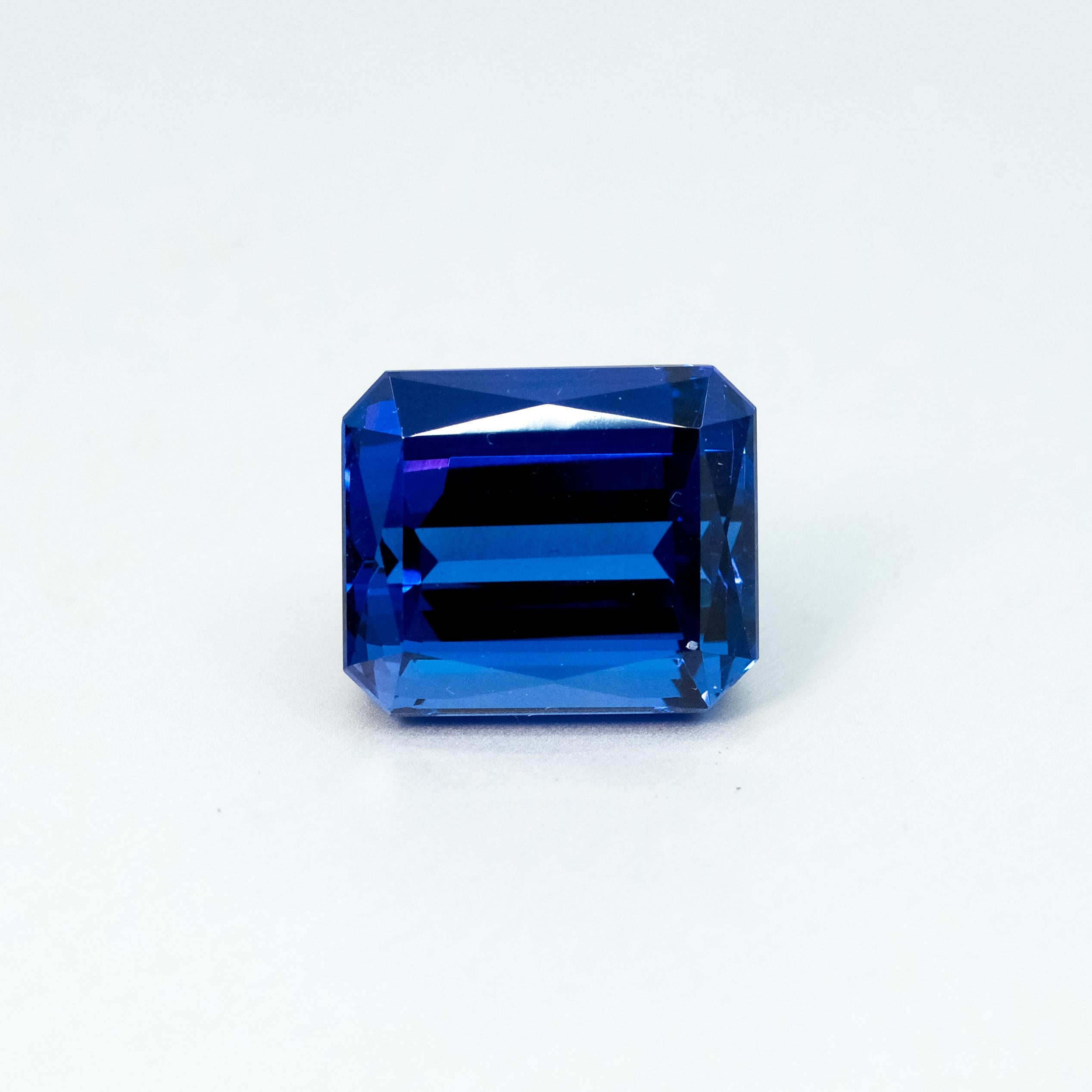 Tanzanite sfusa - 13,38 carati - taglio smeraldo In condizioni ottime in vendita a SYDNEY, AU