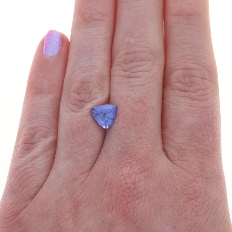 Tanzanita Trillón Suelta 2.25ct Solitario Púrpura Azulado Corte trillion en venta