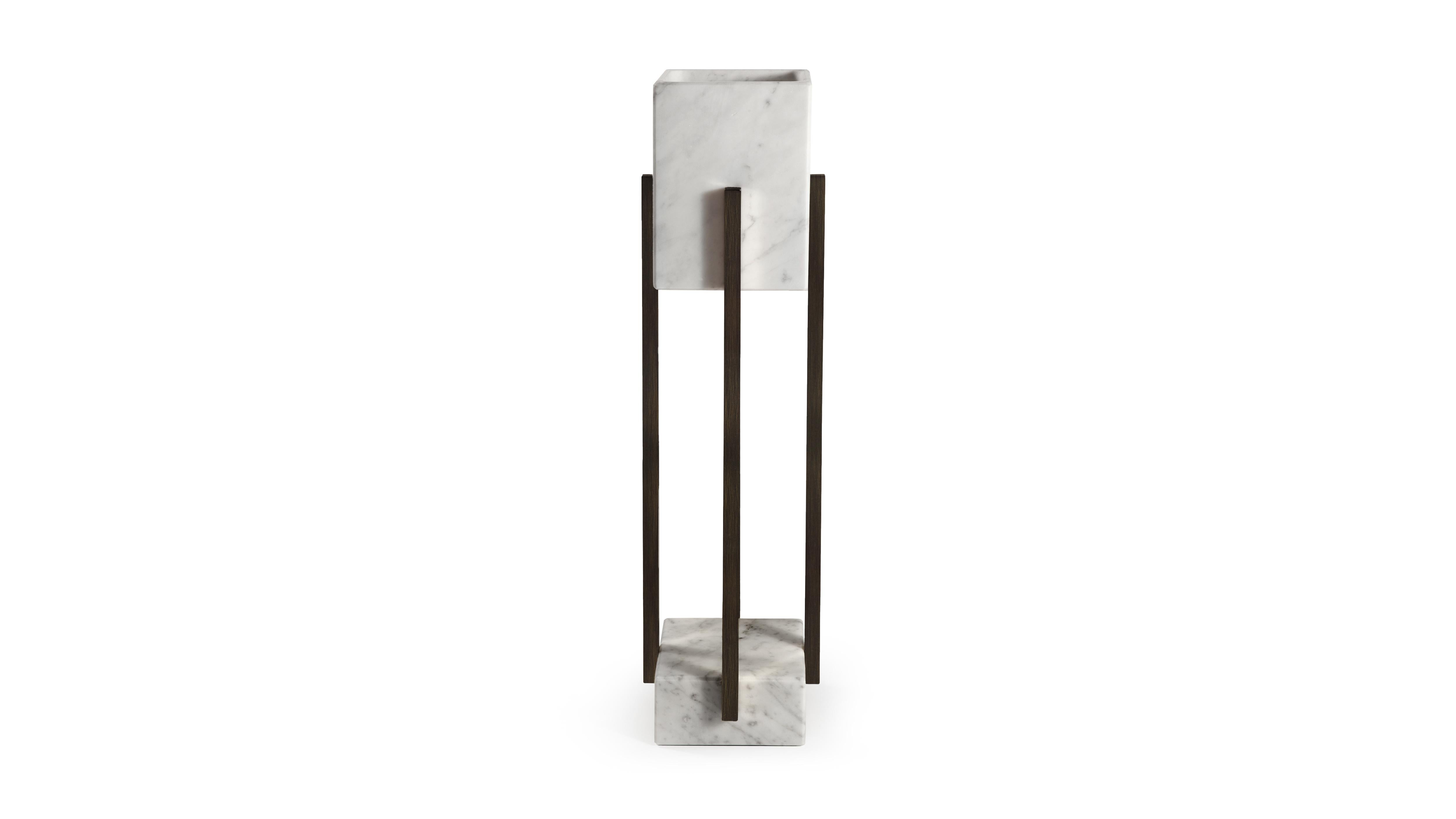 Looshaus-Tischlampe, Carrara-Dunkelmessing, InsidherLand von Joana Santos Barbosa (Moderne) im Angebot