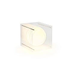 LOP Big Square Clear de BằNG - Un objeto nada aburrido