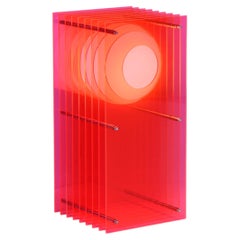 LOP Small Rectangle Electric Pink von BằNG – Ein Objekt, das alles andere als langweilig ist
