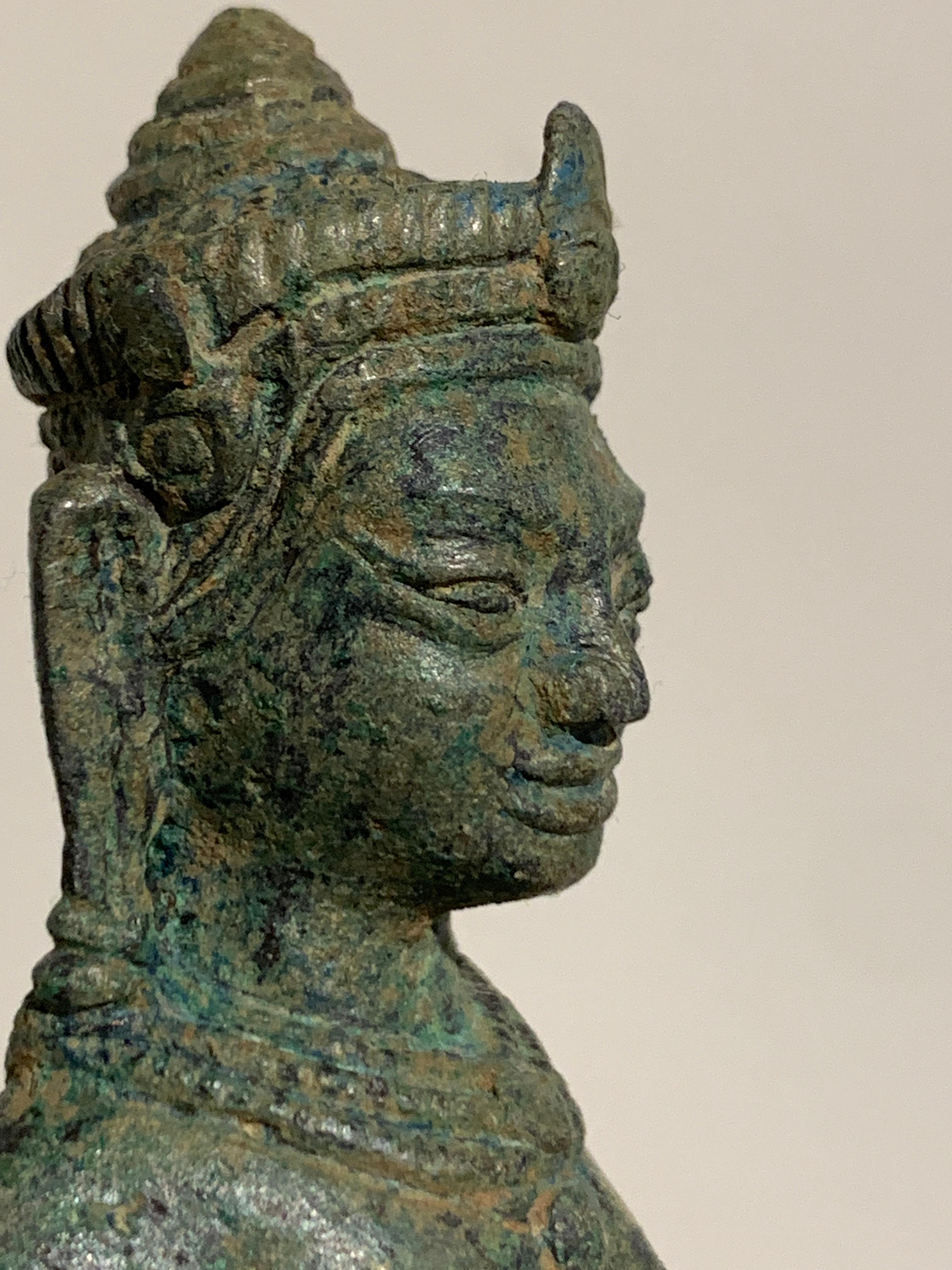 Lopburi Style Cast Bronze Figure of Uma, 13th-14th Century, Thailand For Sale 10